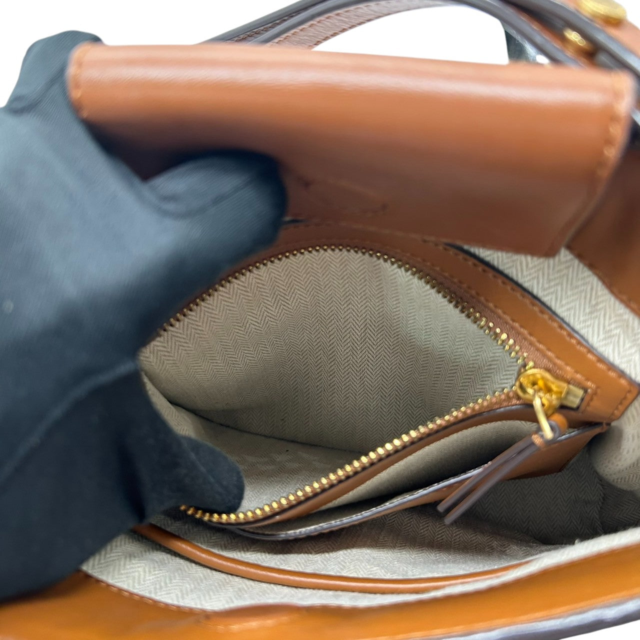 【極美品】トリーバーチ ペリー スモール トリプルコンパートメント トート ショルダーバッグ レディース TORY BURCH かごバッグ 編み込み レザー マルチカラー ボーダー 肩掛け サマーバッグ エレガント リゾートスタイル ロゴ s36