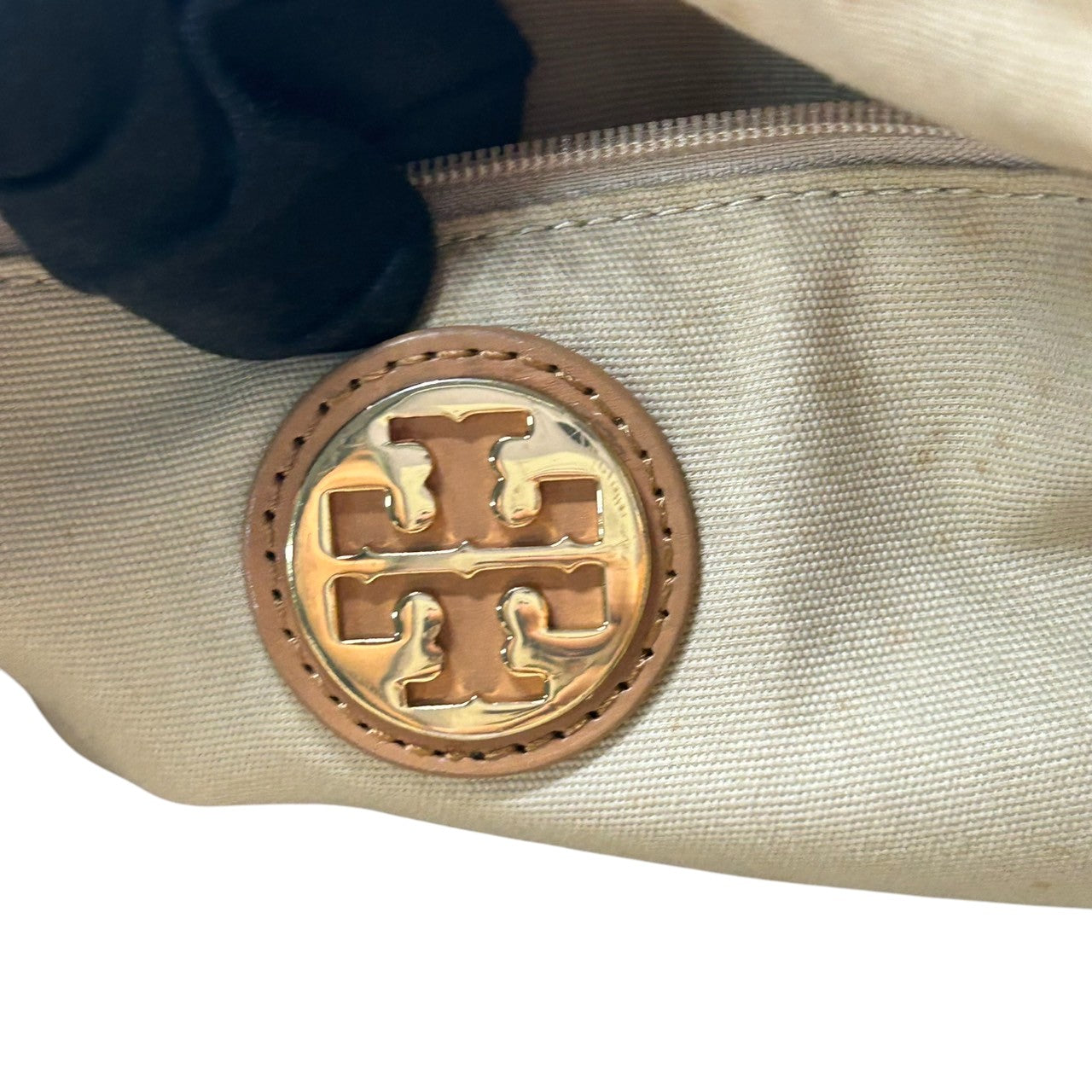 トリーバーチ トートバッグ ストライプ柄 マルチカラー レディース TORY BURCH PVC レザー ブラウン オレンジ A4収納可 肩掛け 大容量 通勤 通学 ハンドバッグ デカロゴ エレガント クラシック 人気モデル s36