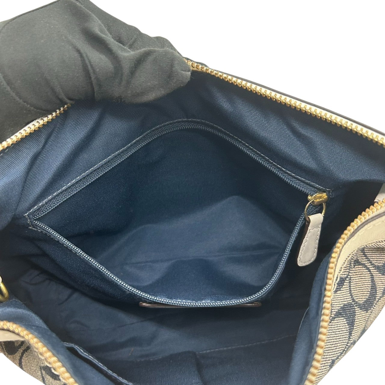 COACH コーチ ショルダーバッグ シグネチャー F10561 キャンバス レザー ネイビー ホワイト レディース ワンショルダー 斜め掛け可 自立可 クラシック エレガント コンパクト デイリーユース 人気 クリーニング済み s78