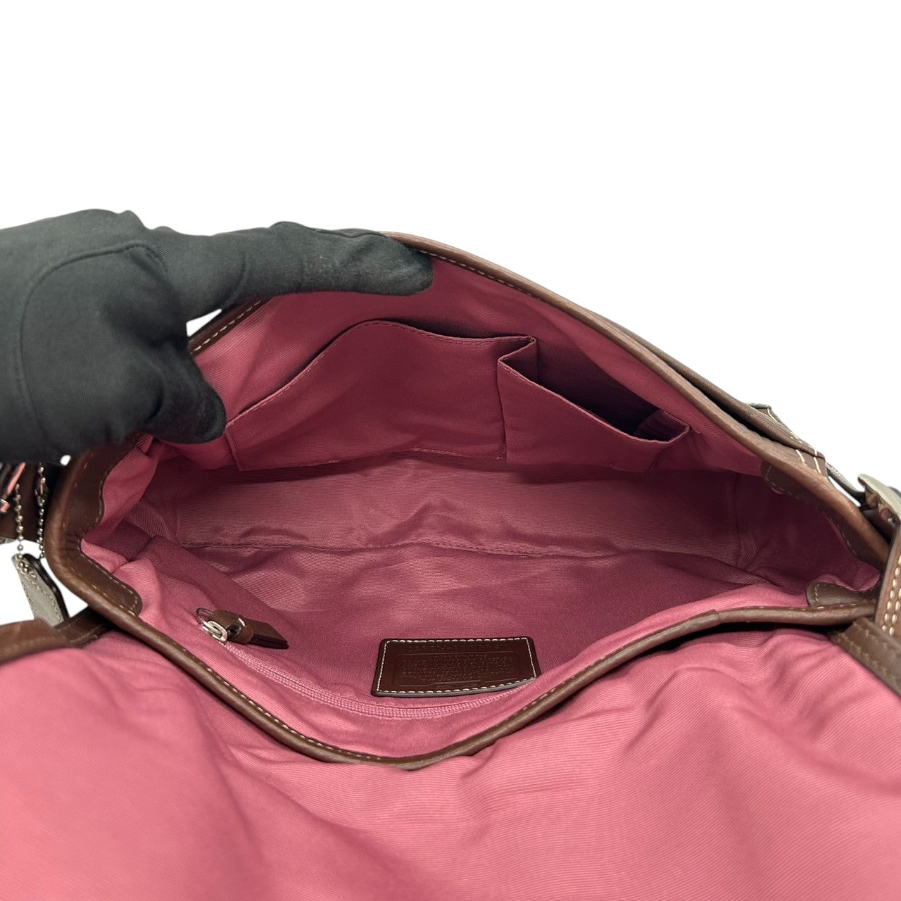 COACH コーチ ショルダーバッグ F13957 斜め掛け可 自立可 レザー 本革 シボ革 ブラウン ターンロック フラップ式 白ステッチ シルバー金具 レディース エレガント クラシック カジュアル 通勤 通学 Y2K 00s s53