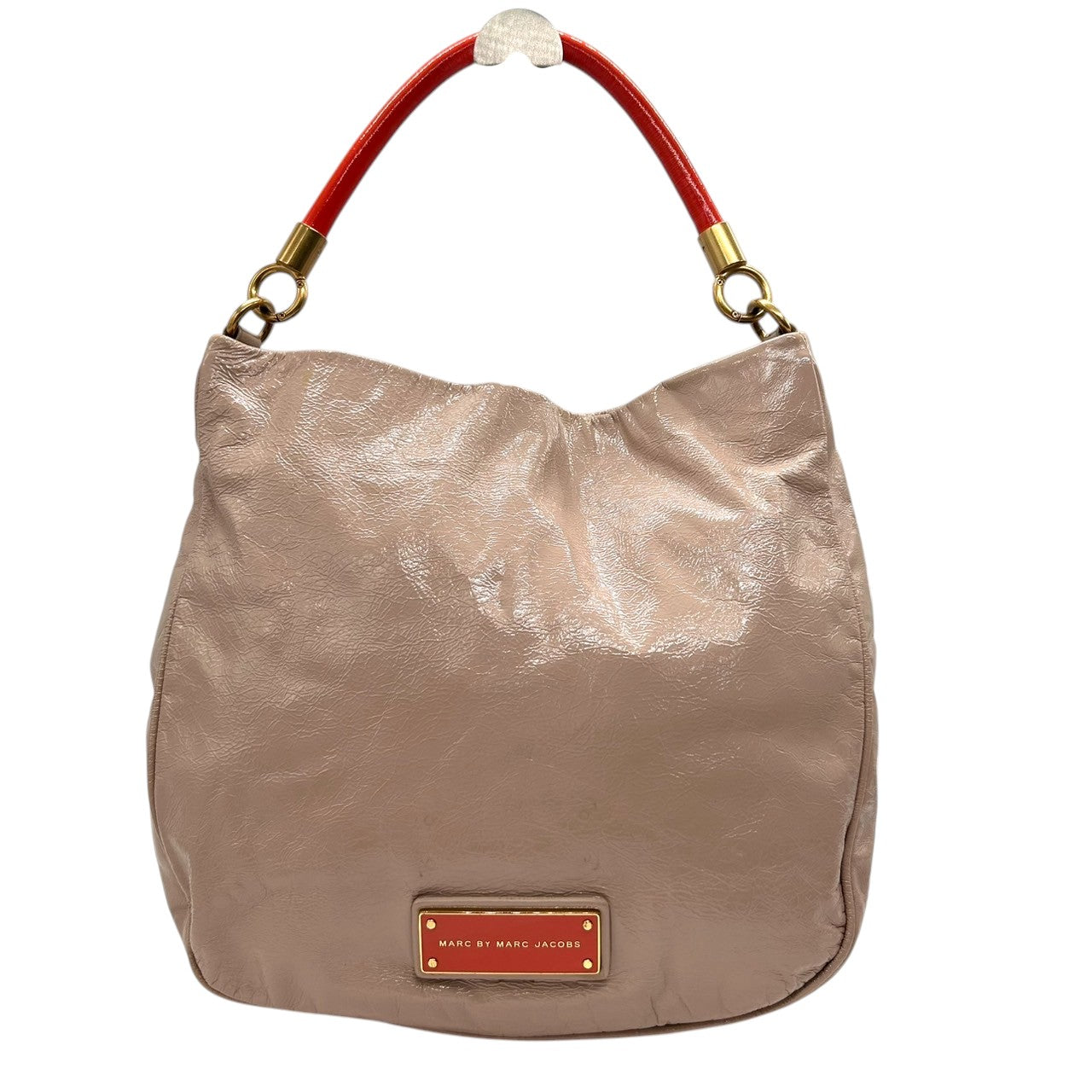 【美品】MARC BY MARC JACOBS 2WAY ハンドバッグ ショルダーバッグ 斜め掛け可 エナメル パテントレザー ベージュ レッド バイカラー ゴールド金具 レディース エレガント フェミニン デイリーユース 大容量 クリーニング済み R
