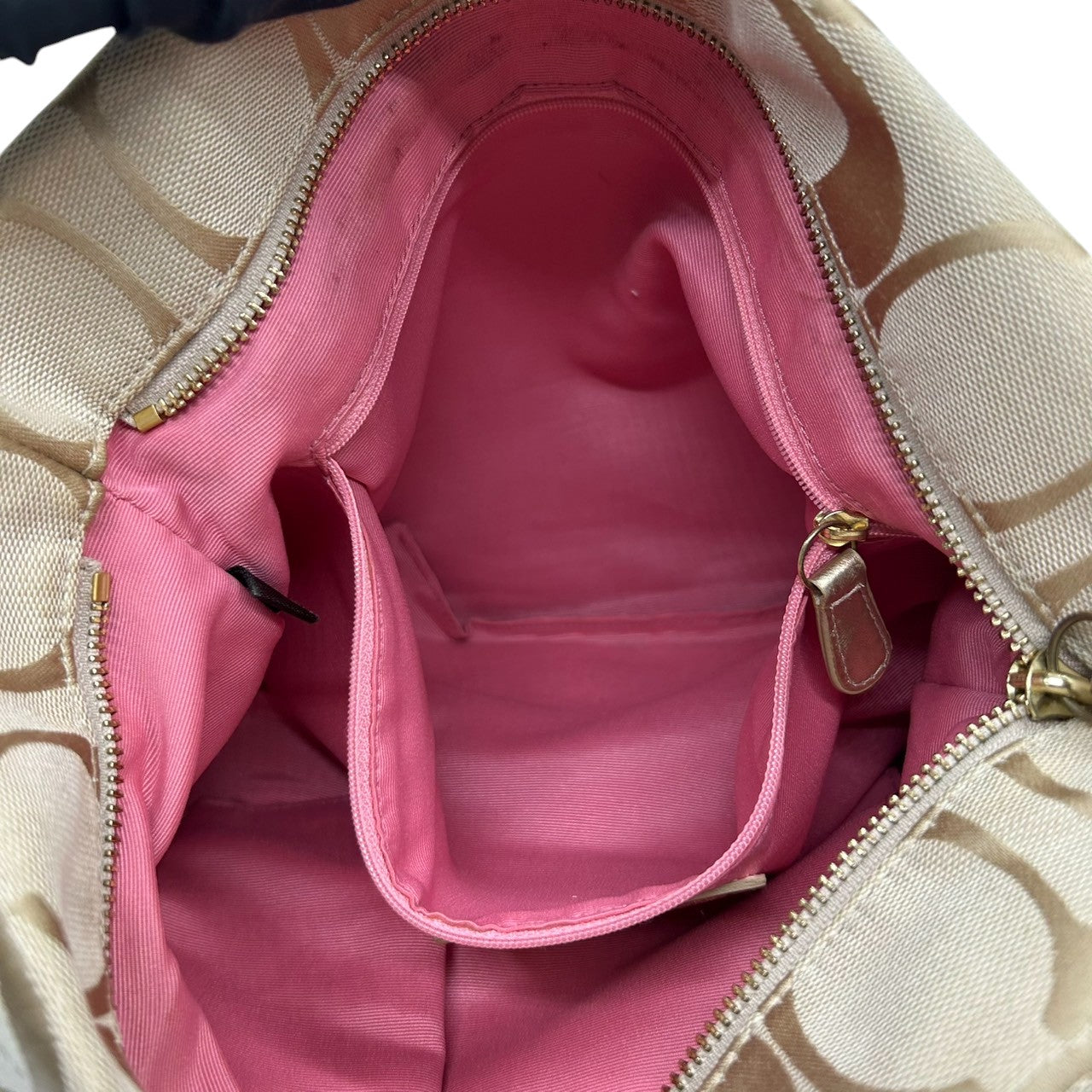 【美品】コーチ COACH ショルダーバッグ シグネチャー ホーボー F15167 キャンバス レザー ベージュ ゴールド レディース エレガント 定番人気 ワンショルダー 斜め掛け可 肩掛け クリーニング済み s32