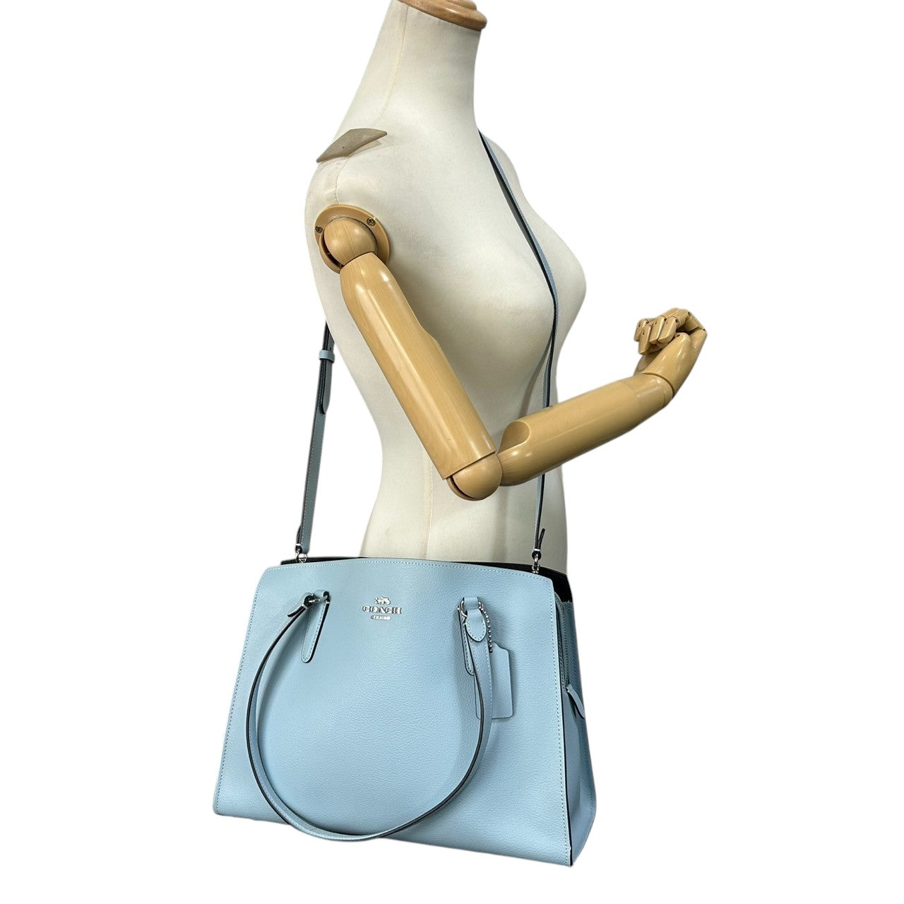 【美品】コーチ COACH ギャラリー トート C4078 2WAY ハンドバッグ ショルダーバッグ レザー 本革 水色 ライトブルー レディース ビジネス 通学 A4収納可 エレガント フェミニン ワンショルダー 斜め掛け可 自立可 クリーニング済み D