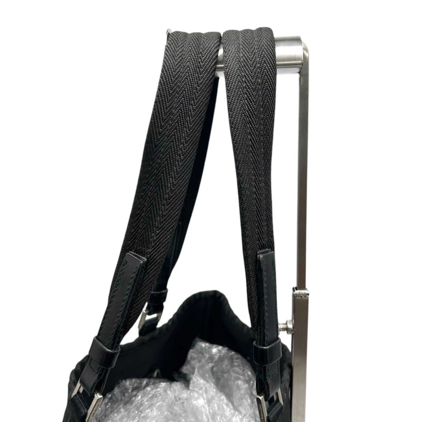 プラダ PRADA トートバッグ ハンドバッグ ナイロン テスート ブラック 黒 ロゴ A4収納可 ビジネス 通勤 通学 レディース メンズ ユニセックス 定番人気モデル 軽量 肩掛け ワンショルダー 三角ロゴプレート s32