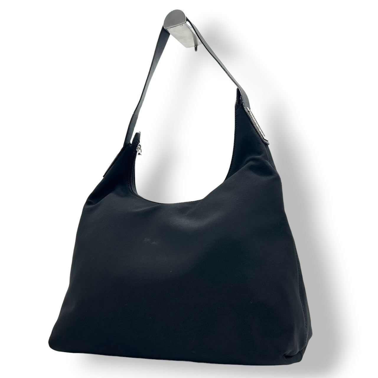 サルヴァトーレフェラガモ Salvatore Ferragamo ショルダーバッグ ハンドバッグ ナイロン レザー ブラック 黒 AQ-21 9653 レディース エレガント シンプル ビジネス 通勤 A4収納可 軽量 自立可 クリーニング済み s48