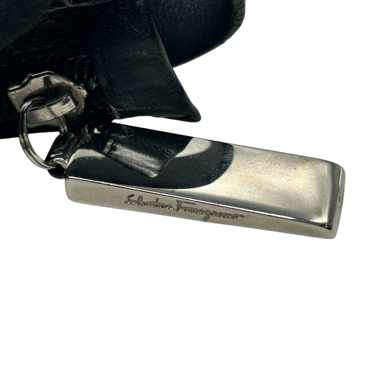 サルヴァトーレフェラガモ Salvatore Ferragamo ショルダーバッグ ハンドバッグ ナイロン レザー ブラック 黒 AQ-21 9653 レディース エレガント シンプル ビジネス 通勤 A4収納可 軽量 自立可 クリーニング済み s48