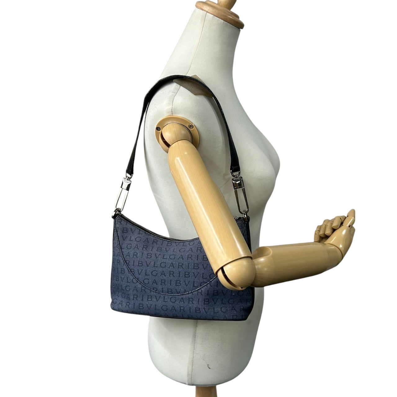 ブルガリ BVLGARI ハンドバッグ ショルダーバッグ アクセサリーポーチ ワンショルダー ロゴマニア キャンバス レザー ネイビー ブラック レディース ワンショルダー クリーニング済み s38