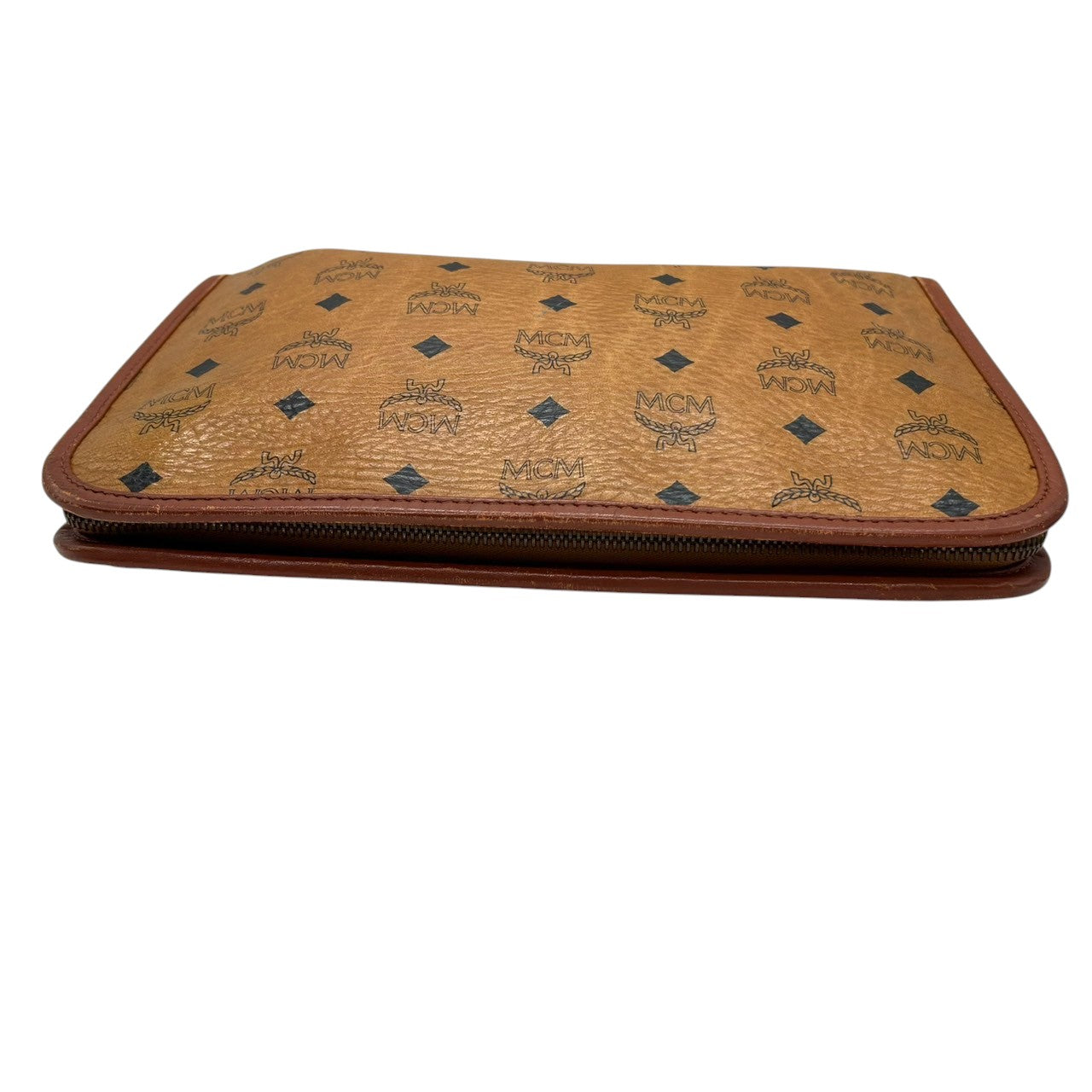 MCM エムシーエム クラッチバッグ セカンドバッグ ヴィセトス柄 ロゴグラム PVC レザー コニャック ブラウン 茶 ヴィンテージ メンズ レディース ユニセックス 定番 人気モデル プレートロゴ 男女兼用 クリーニング済み s29