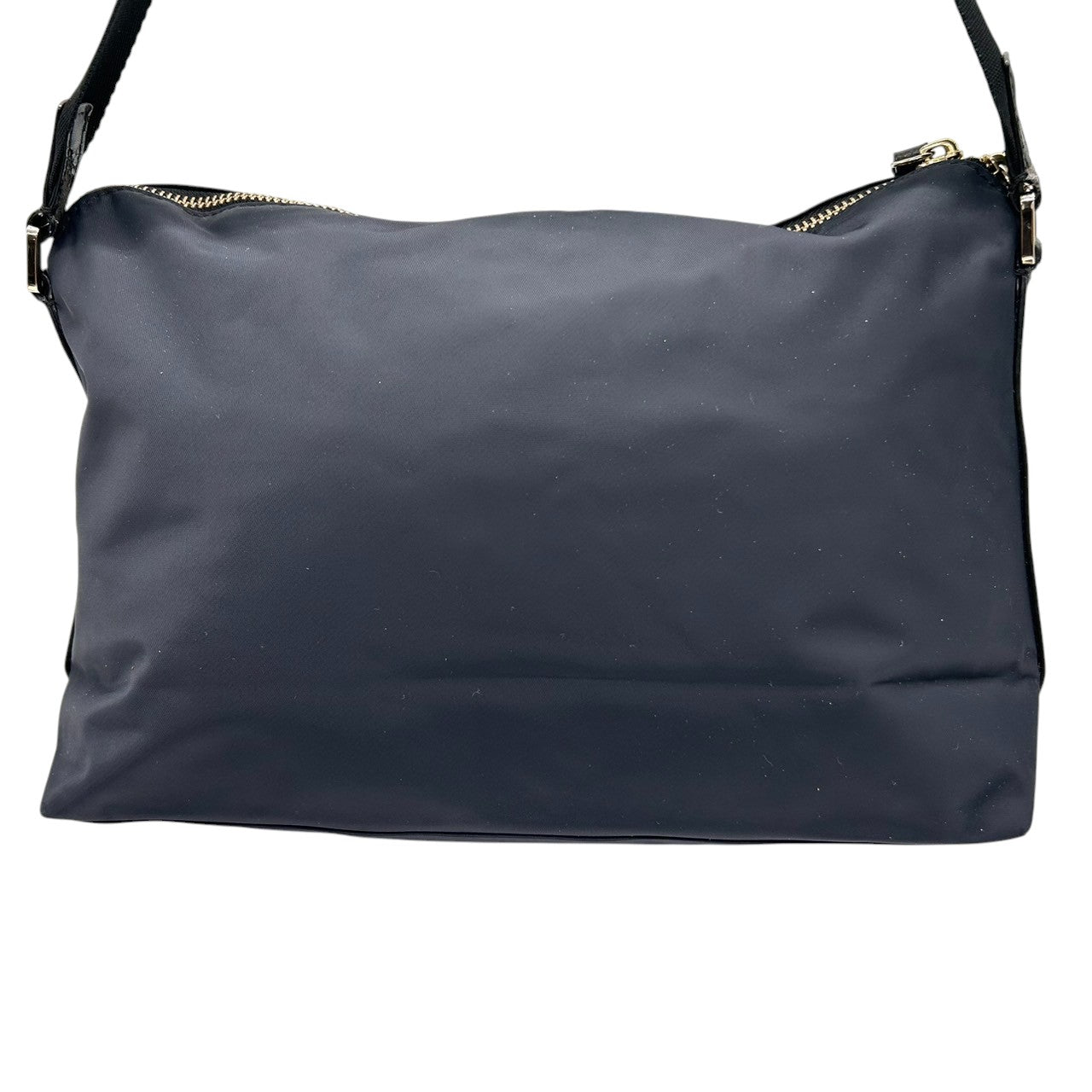 アニエスベー agnes b. VOYAGE ショルダーバッグ ナイロン レザー ブラック 黒 ロゴプレート レディース メンズ ユニセックス 軽量 シンプル カジュアル 通勤 通学 斜め掛け可 肩掛け クリーニング済み s39