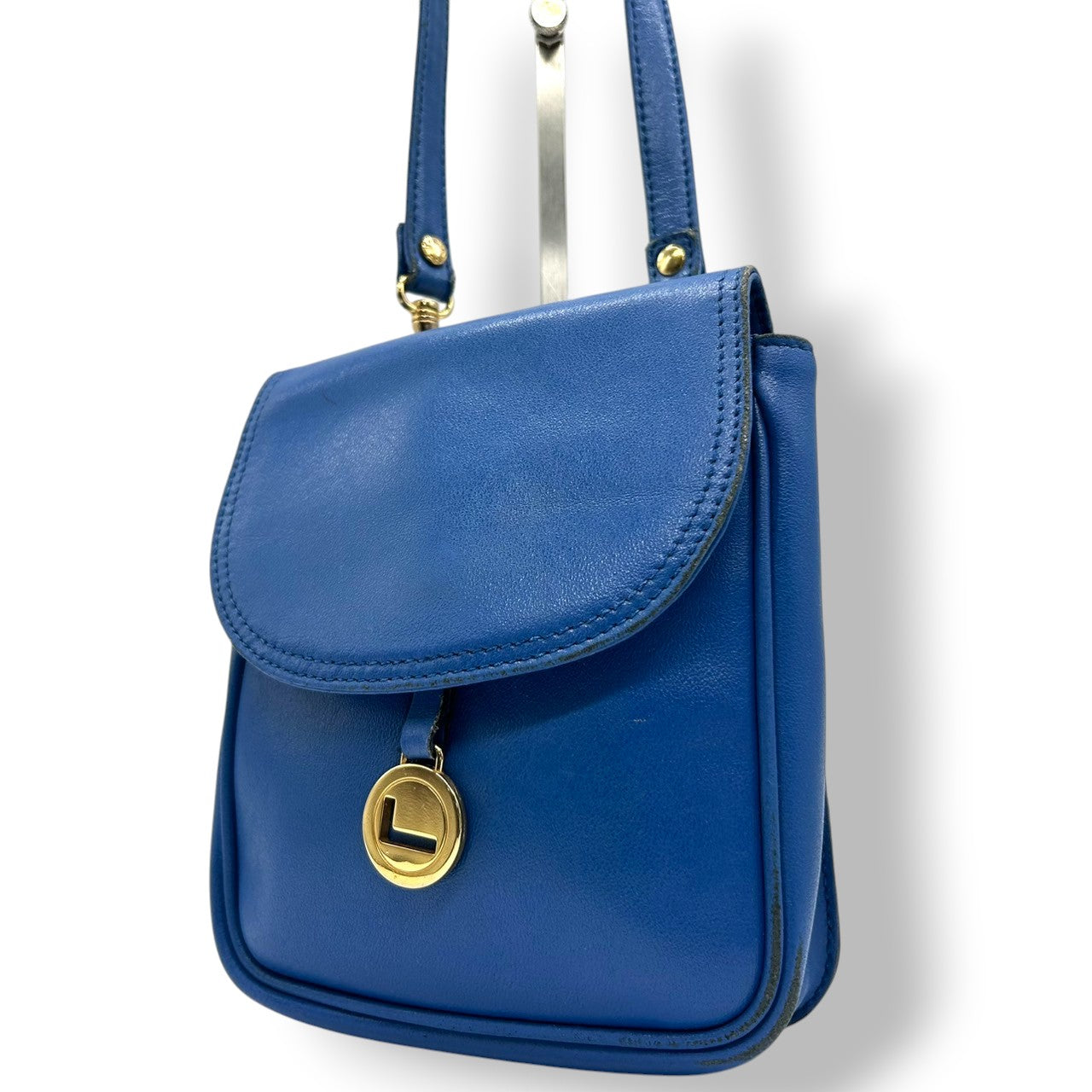 ランセル LANCEL ショルダーバッグ ポシェット ミニバッグ ヴィンテージ ビンテージ レザー 本革 ブルー 青 ゴールド金具 ロゴチャーム フラップ レディース クラシック レトロ 斜め掛け可 肩掛け おしゃれ 可愛い クリーニング済み s39