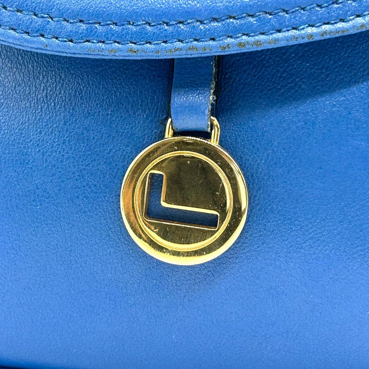 ランセル LANCEL ショルダーバッグ ポシェット ミニバッグ ヴィンテージ ビンテージ レザー 本革 ブルー 青 ゴールド金具 ロゴチャーム フラップ レディース クラシック レトロ 斜め掛け可 肩掛け おしゃれ 可愛い クリーニング済み s39