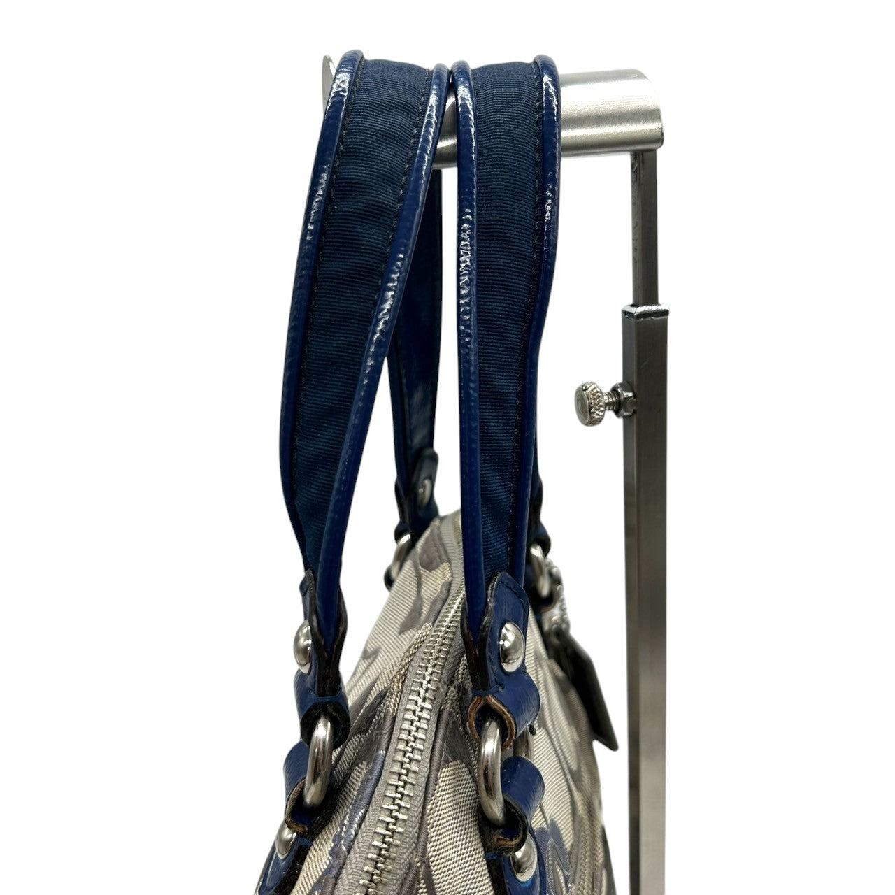 コーチ COACH 2WAY ハンドバッグ ショルダーバッグ ポピー シグネチャー スポットライト 18704 キャンバス パテントレザー グレー ネイビー レディース エレガント フェミニン 定番人気モデル 肩掛け 斜め掛け可 クリーニング済み s29