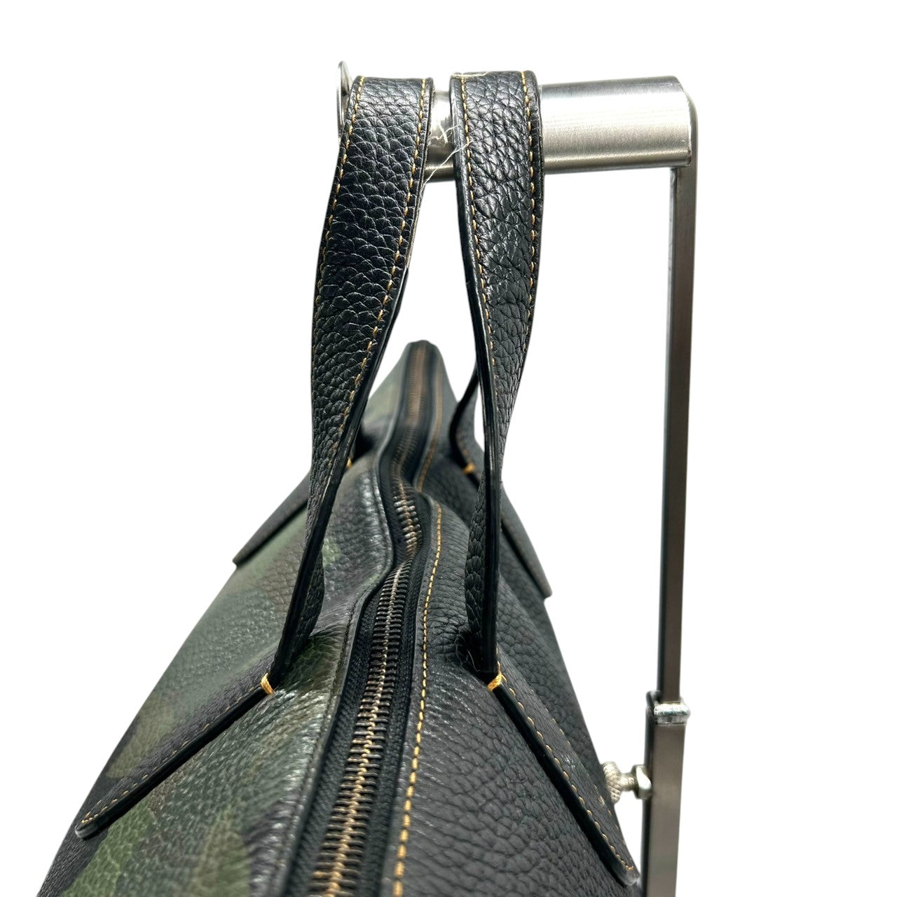 コーチ COACH チャールズ フォルドオーバー トートバッグ F59904 メンズ 2WAY ショルダーバッグ ビジネスバッグ 迷彩 カモフラージュ レザー 本革 ブラック グリーン 大容量 PC収納可 斜め掛け可 自立可 通勤 通学 クリーニング済み T8