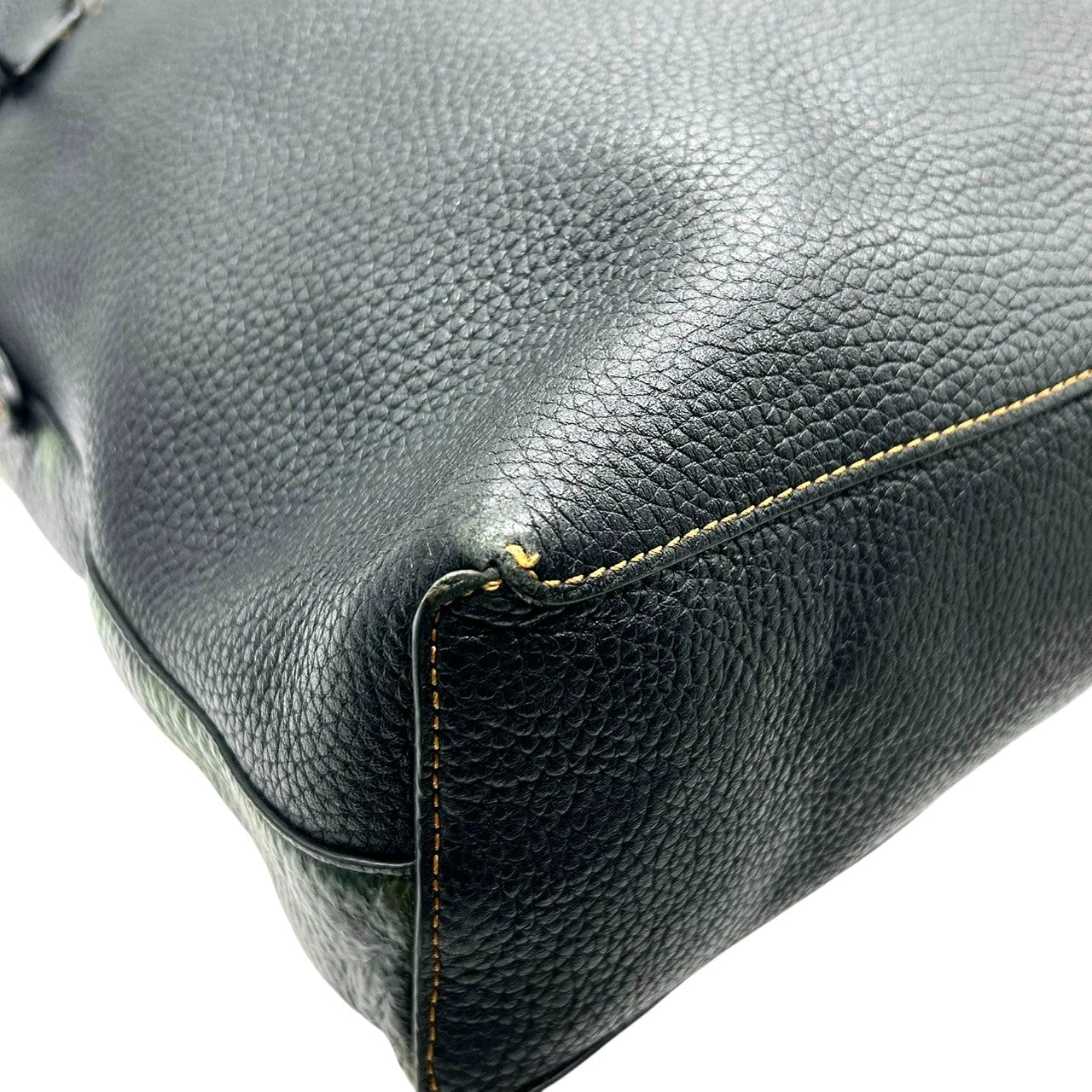 コーチ COACH チャールズ フォルドオーバー トートバッグ F59904 メンズ 2WAY ショルダーバッグ ビジネスバッグ 迷彩 カモフラージュ レザー 本革 ブラック グリーン 大容量 PC収納可 斜め掛け可 自立可 通勤 通学 クリーニング済み T8