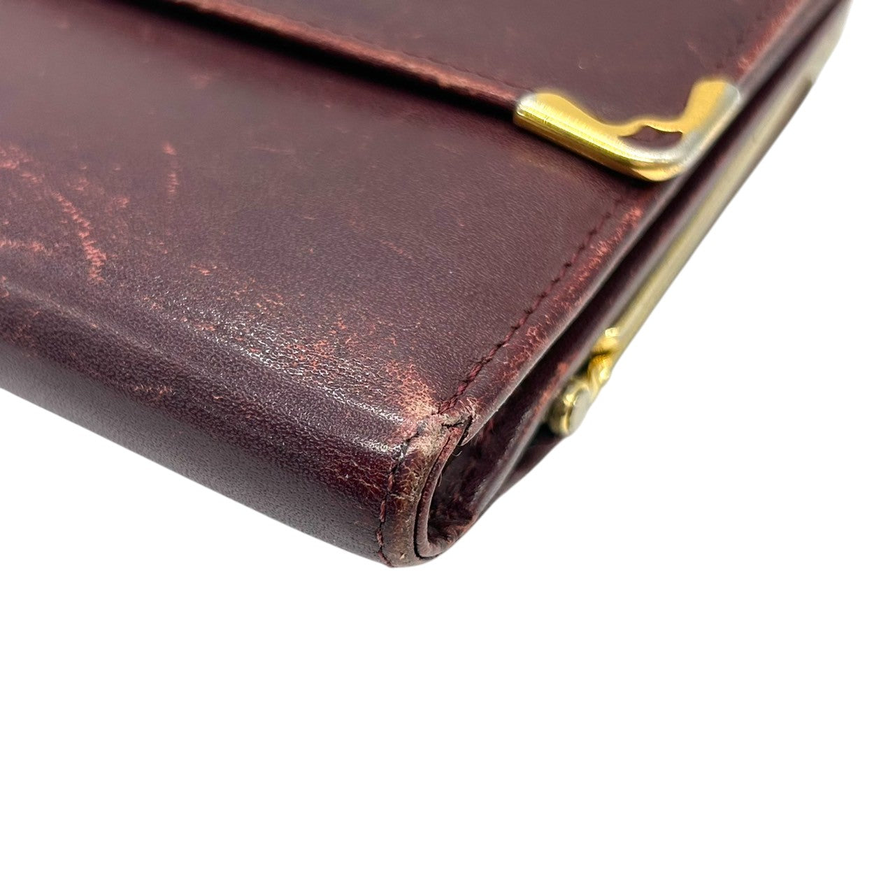 カルティエ Cartier マストライン がま口 二つ折り 財布 コンパクトウォレット ヴィンテージ レディース レザー 本革 ボルドー ワインレッド ゴールド金具 Cロゴ エレガント クラシックデザイン クリーニング済み w5