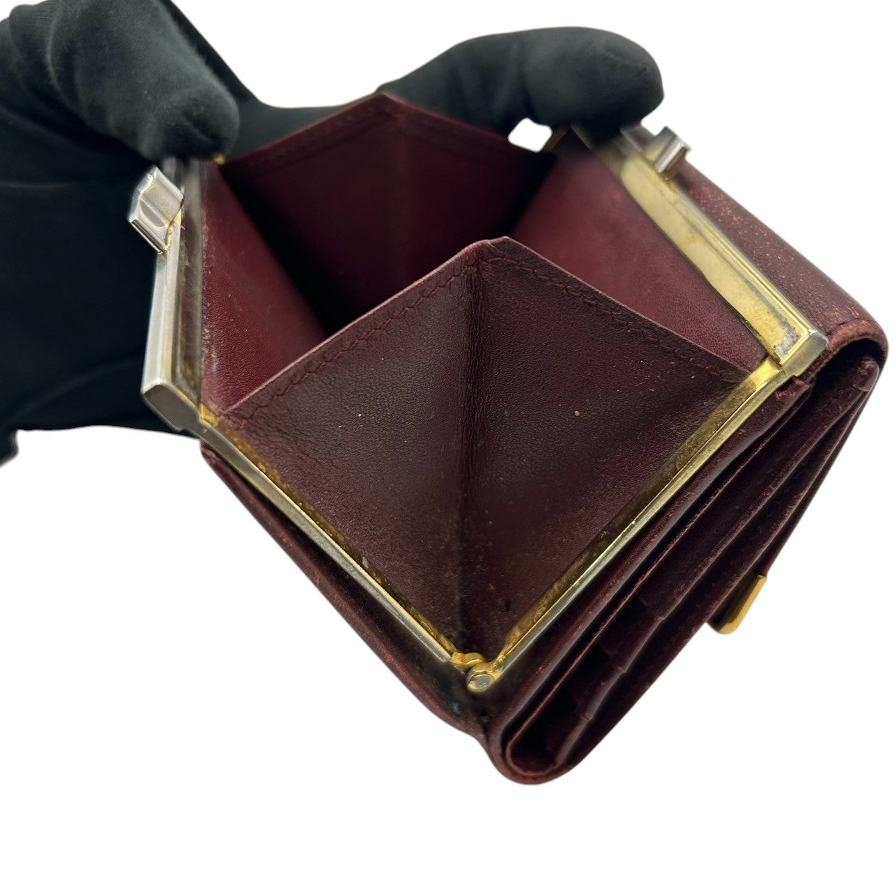 カルティエ Cartier マストライン がま口 二つ折り 財布 コンパクトウォレット ヴィンテージ レディース レザー 本革 ボルドー ワインレッド ゴールド金具 Cロゴ エレガント クラシックデザイン クリーニング済み w5