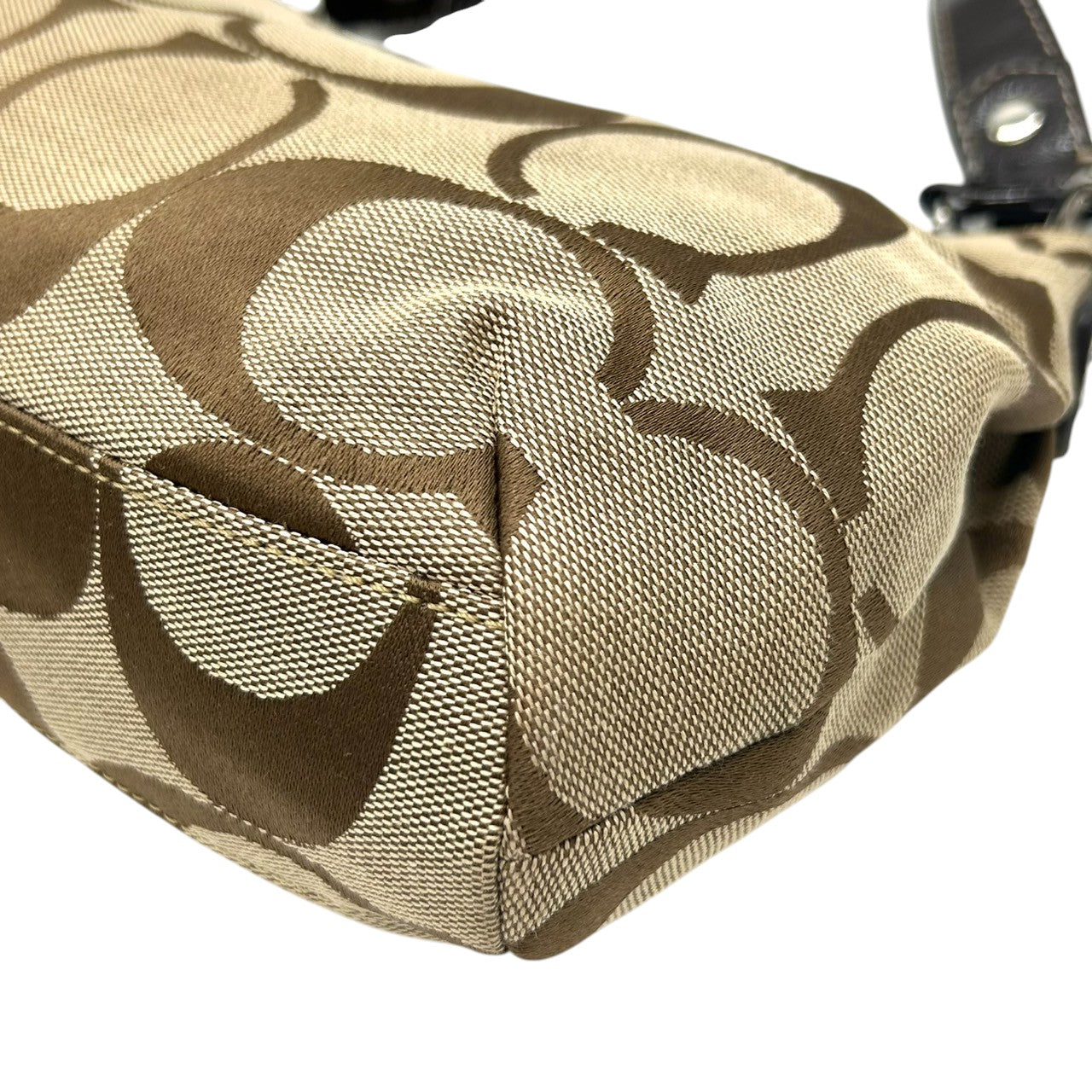 【極美品】コーチ COACH 2WAY ハンドバッグ F19218 ショルダーバッグ シグネチャー レディース キャンバス レザー ブラウン ベージュ ワンショルダー 斜め掛け可 クロスボディ ホーボーバッグ エレガント クリーニング済み s64