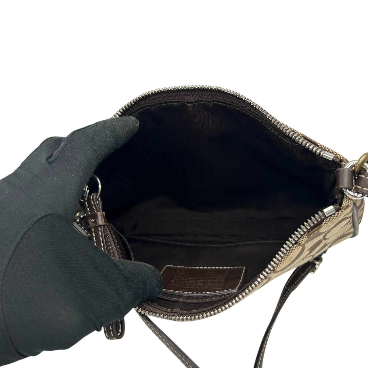 【COACH】コーチ ショルダーバッグ アクセサリーポーチ ポシェット 斜め掛け可 シグネチャー キャンバス レザー ブラウン ベージュ レディース コンパクト クラシックデザイン 人気モデル C6J-6338 フラワーチャーム付き クリーニング済み E8