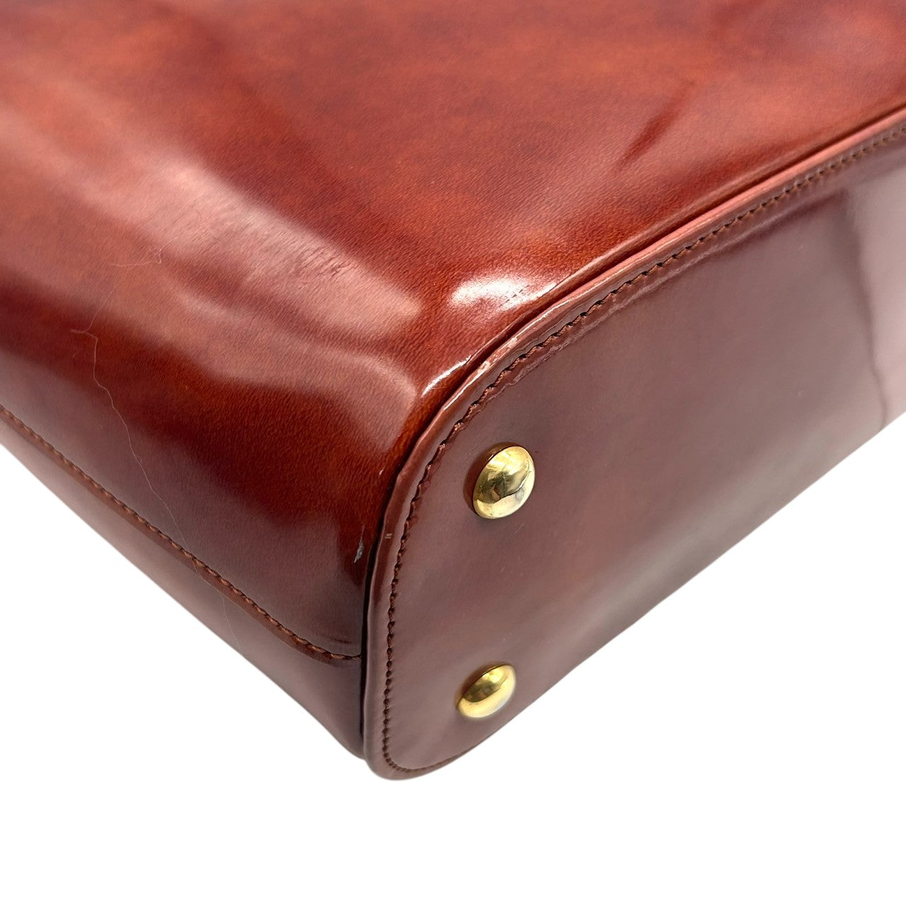 【LONGCHAMP】ロンシャン トートバッグ ハンドバッグ 自立可 A4収納可 パテントレザー エナメル ブラウン キャメル系 ロゴ型押し フランス製 レディース ビジネスバッグ 通勤 通学 ヴィンテージ エレガント クリーニング済み s32