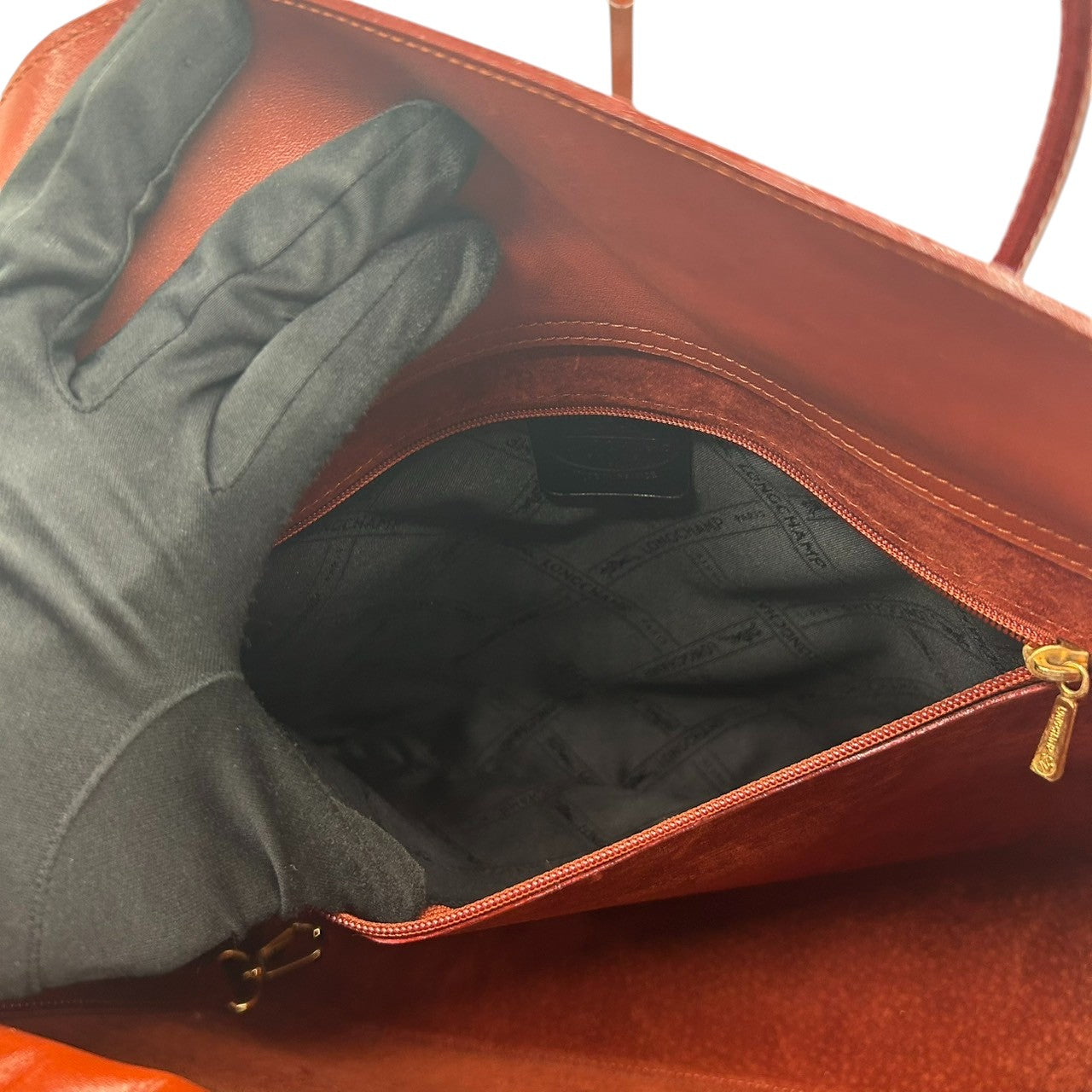 【LONGCHAMP】ロンシャン トートバッグ ハンドバッグ 自立可 A4収納可 パテントレザー エナメル ブラウン キャメル系 ロゴ型押し フランス製 レディース ビジネスバッグ 通勤 通学 ヴィンテージ エレガント クリーニング済み s32