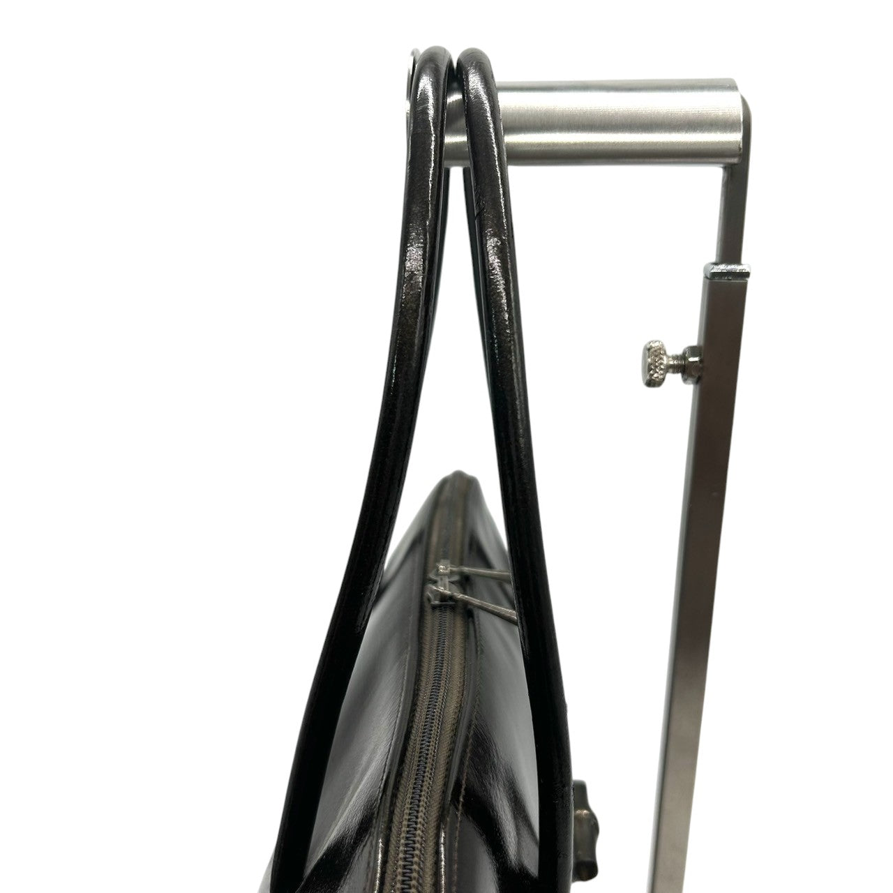 【美品】LONGCHAMP ロンシャン ロゾ ハンドバッグ トートバッグ 自立可 バンブー トグル パテントレザー エナメル ダークブラウン フランス製 レディース ビジネス 通勤 エレガント 人気モデル クリーニング済み E2