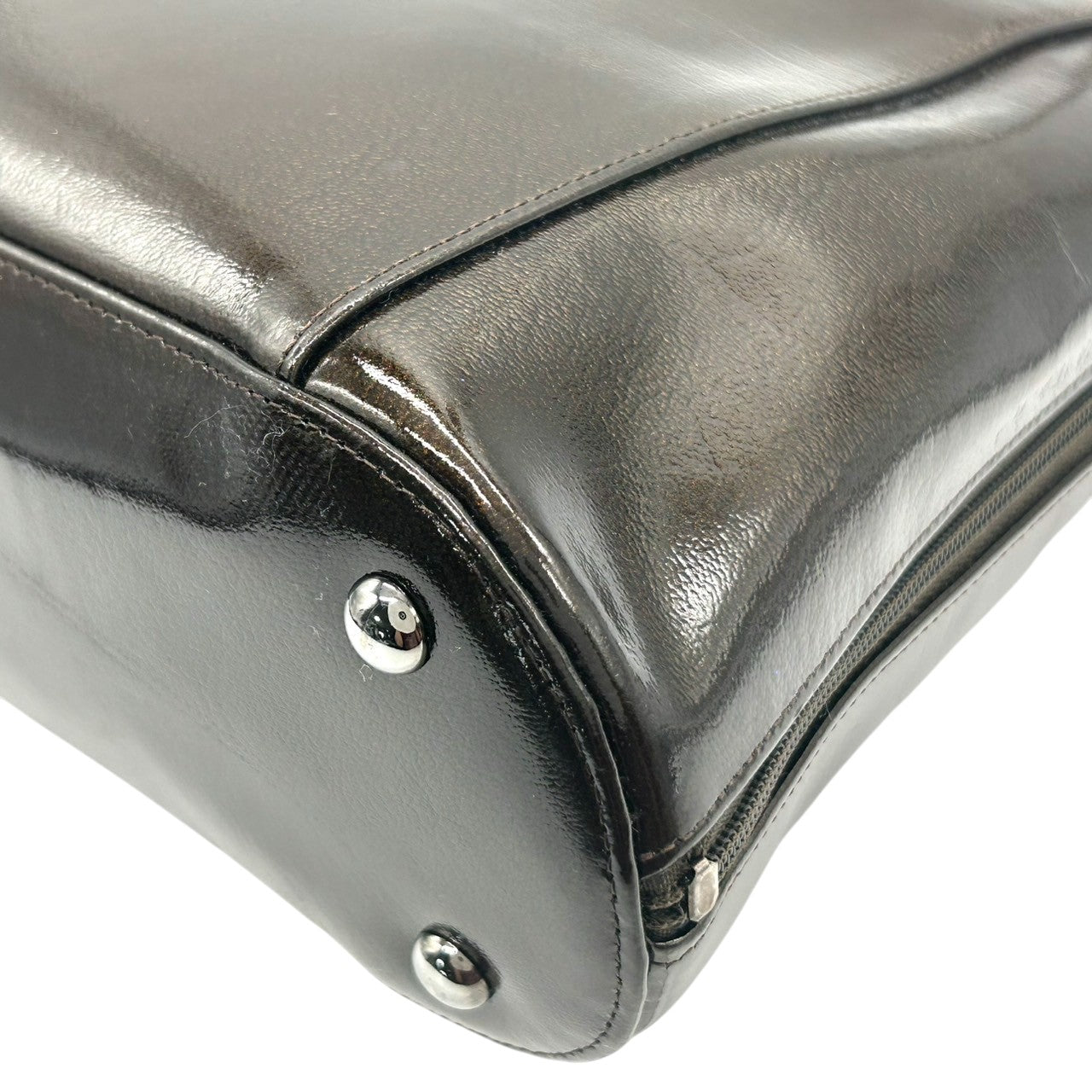 【美品】LONGCHAMP ロンシャン ロゾ ハンドバッグ トートバッグ 自立可 バンブー トグル パテントレザー エナメル ダークブラウン フランス製 レディース ビジネス 通勤 エレガント 人気モデル クリーニング済み E2