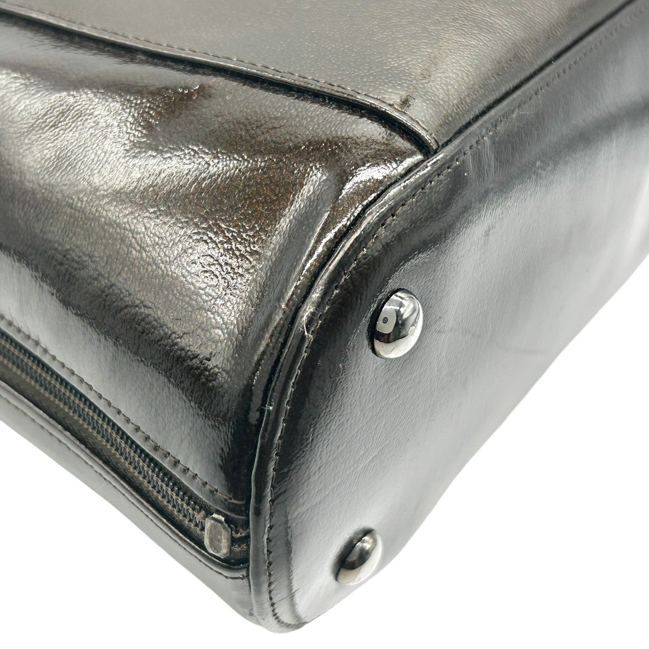 【美品】LONGCHAMP ロンシャン ロゾ ハンドバッグ トートバッグ 自立可 バンブー トグル パテントレザー エナメル ダークブラウン フランス製 レディース ビジネス 通勤 エレガント 人気モデル クリーニング済み E2