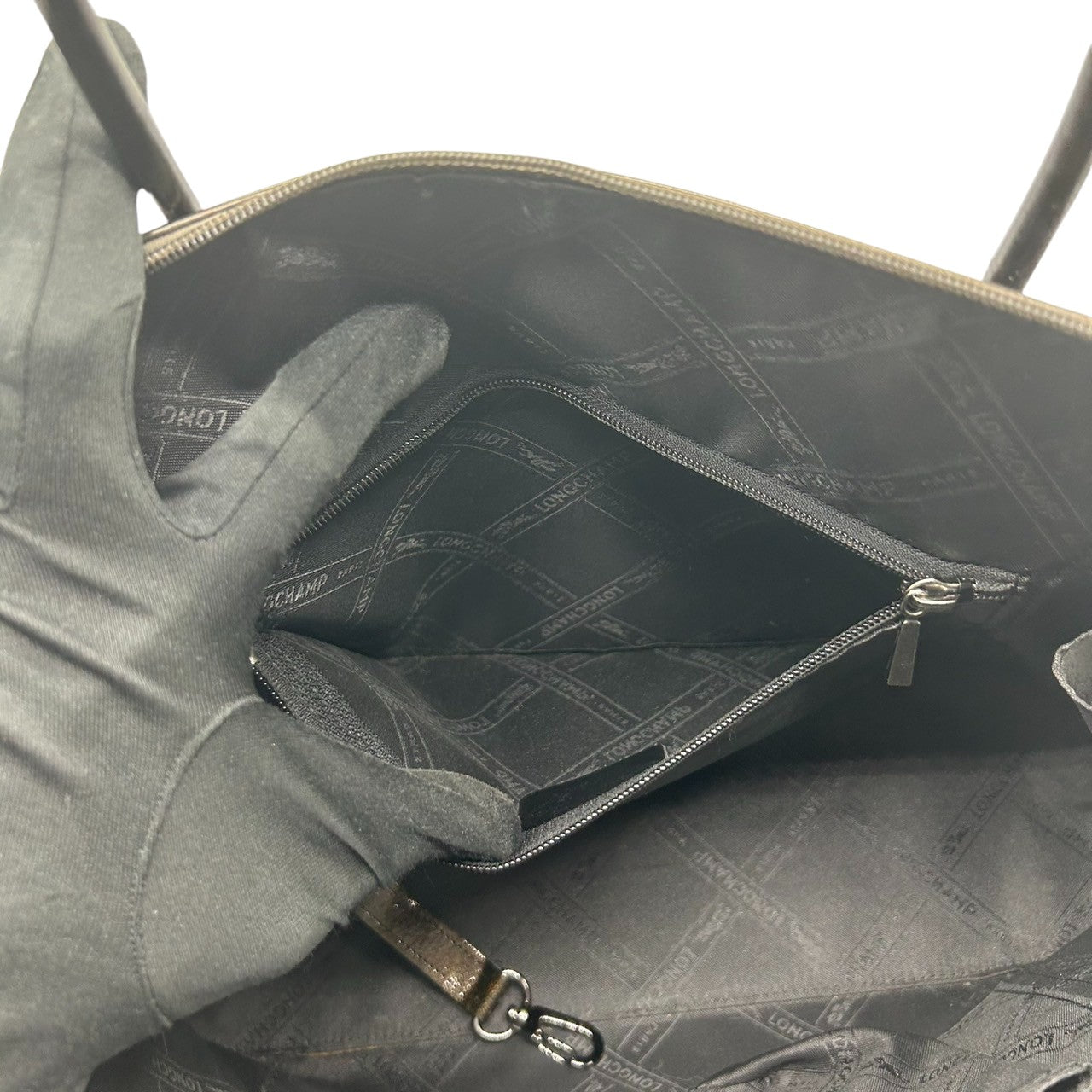 【美品】LONGCHAMP ロンシャン ロゾ ハンドバッグ トートバッグ 自立可 バンブー トグル パテントレザー エナメル ダークブラウン フランス製 レディース ビジネス 通勤 エレガント 人気モデル クリーニング済み E2