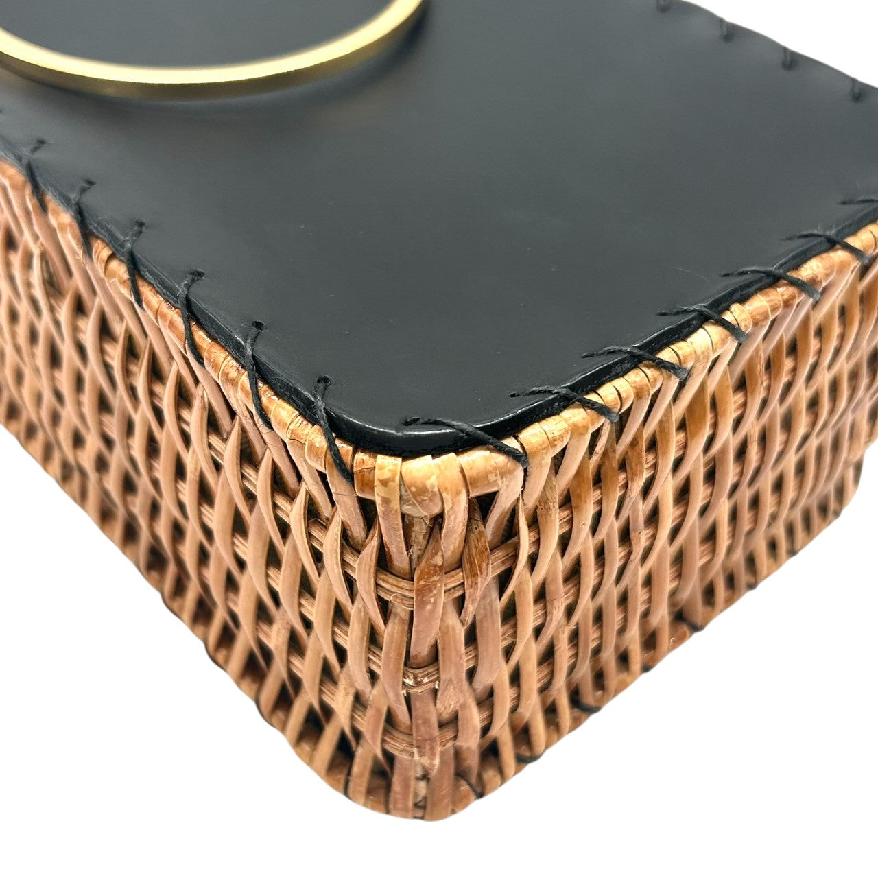 【VIOLA'dORO】ヴィオラドーロ 2WAY ハンドバッグ ショルダーバッグ 斜め掛け可 自立可 かごバッグ スクエア型 ラタン レザー ブラック ゴールド金具 メタルリングハンドル レディース スタイリッシュ モダン クリーニング済み s33