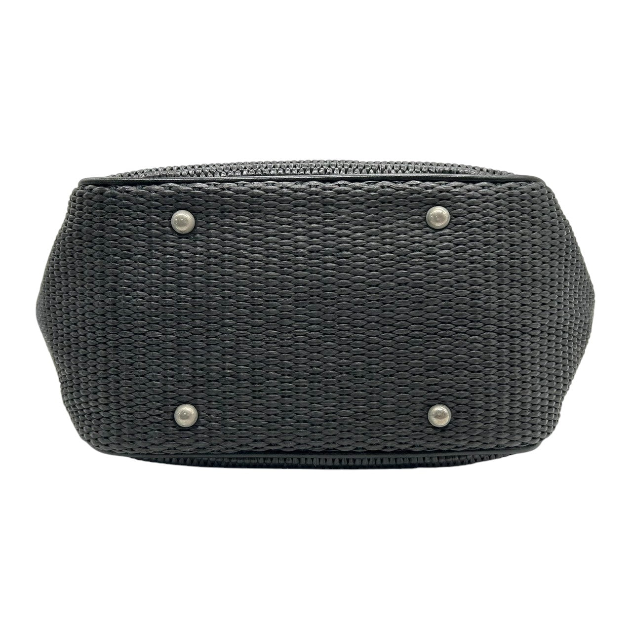 【美品】marie claire マリクレール ハンドバッグ ワンショルダー 自立可 編み込みデザイン レザー ブラック シルバー金具 クローバーチャーム付き レディース エレガント カジュアル フェミニン 人気モデル クリーニング済み s33