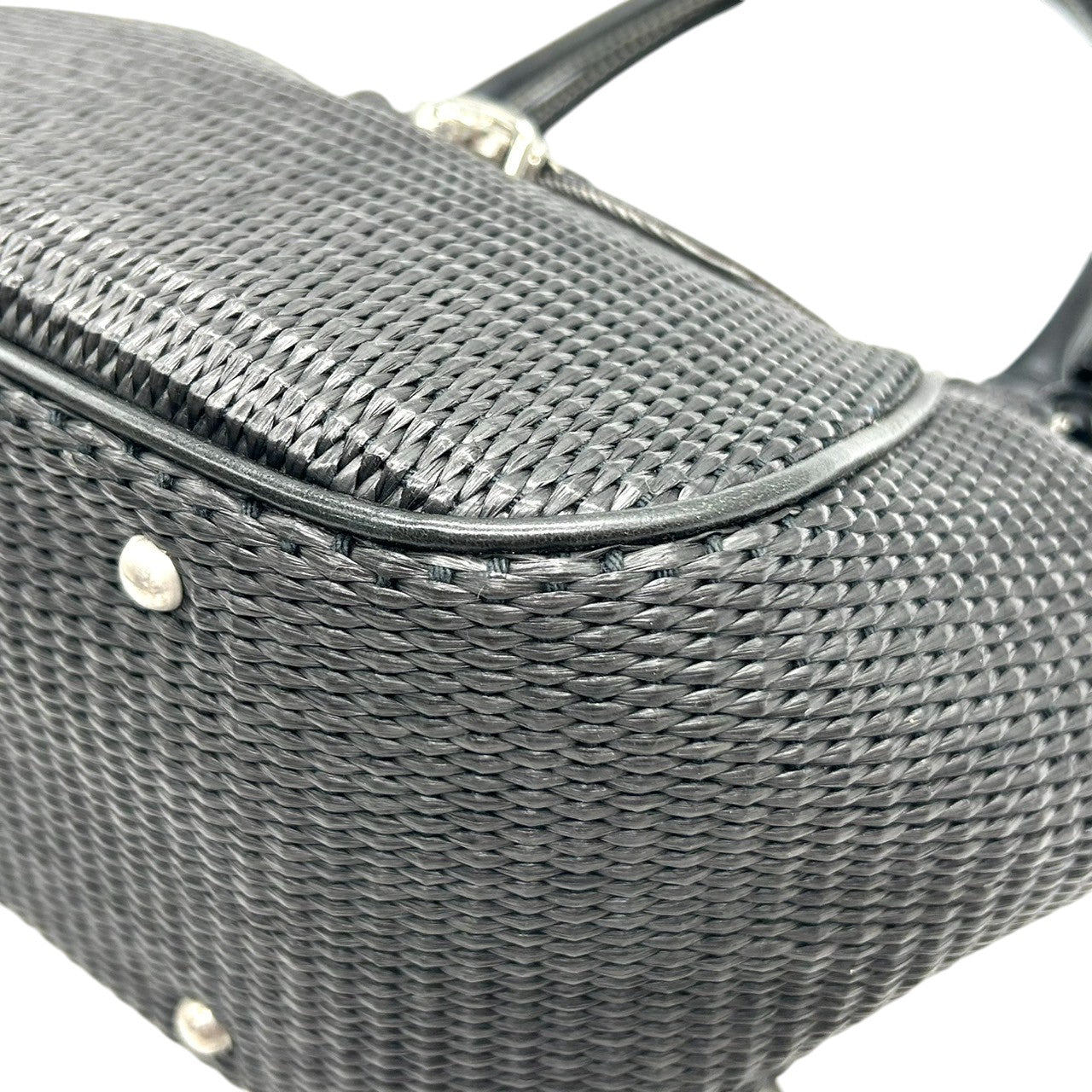 【美品】marie claire マリクレール ハンドバッグ ワンショルダー 自立可 編み込みデザイン レザー ブラック シルバー金具 クローバーチャーム付き レディース エレガント カジュアル フェミニン 人気モデル クリーニング済み s33