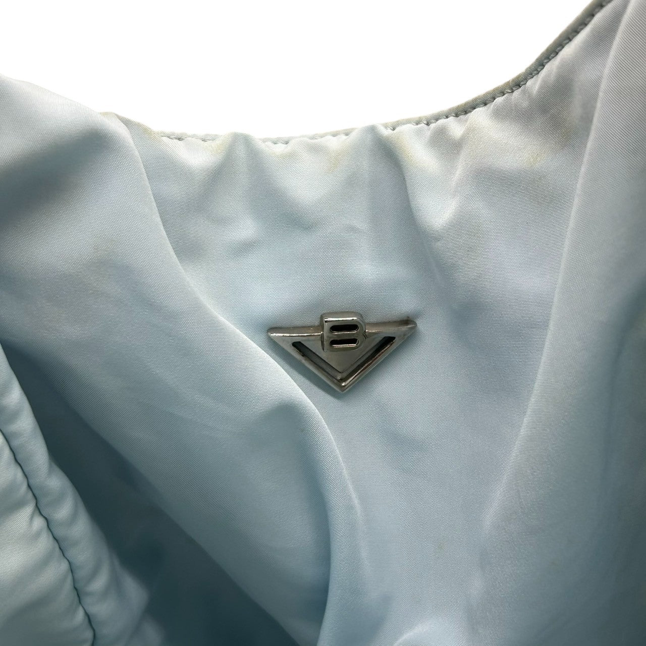 【BOTTEGA VENETA】ボッテガヴェネタ トートバッグ ワンショルダー ナイロン レオパード ヒョウ柄 アニマルプリント ブルー ホワイト系 軽量 イタリア製 レディース カジュアル 人気モデル クリーニング済み D3