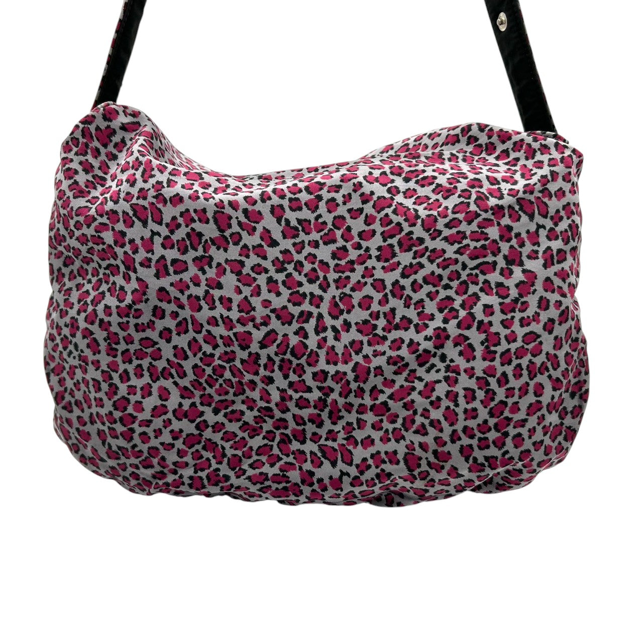 【BOTTEGA VENETA】ボッテガヴェネタ ショルダーバッグ ワンショルダー フラップ ナイロン レオパード ヒョウ柄 ピンク グレー 軽量 イタリア製 レディース カジュアル 個性的 デザイン クリーニング済み D3