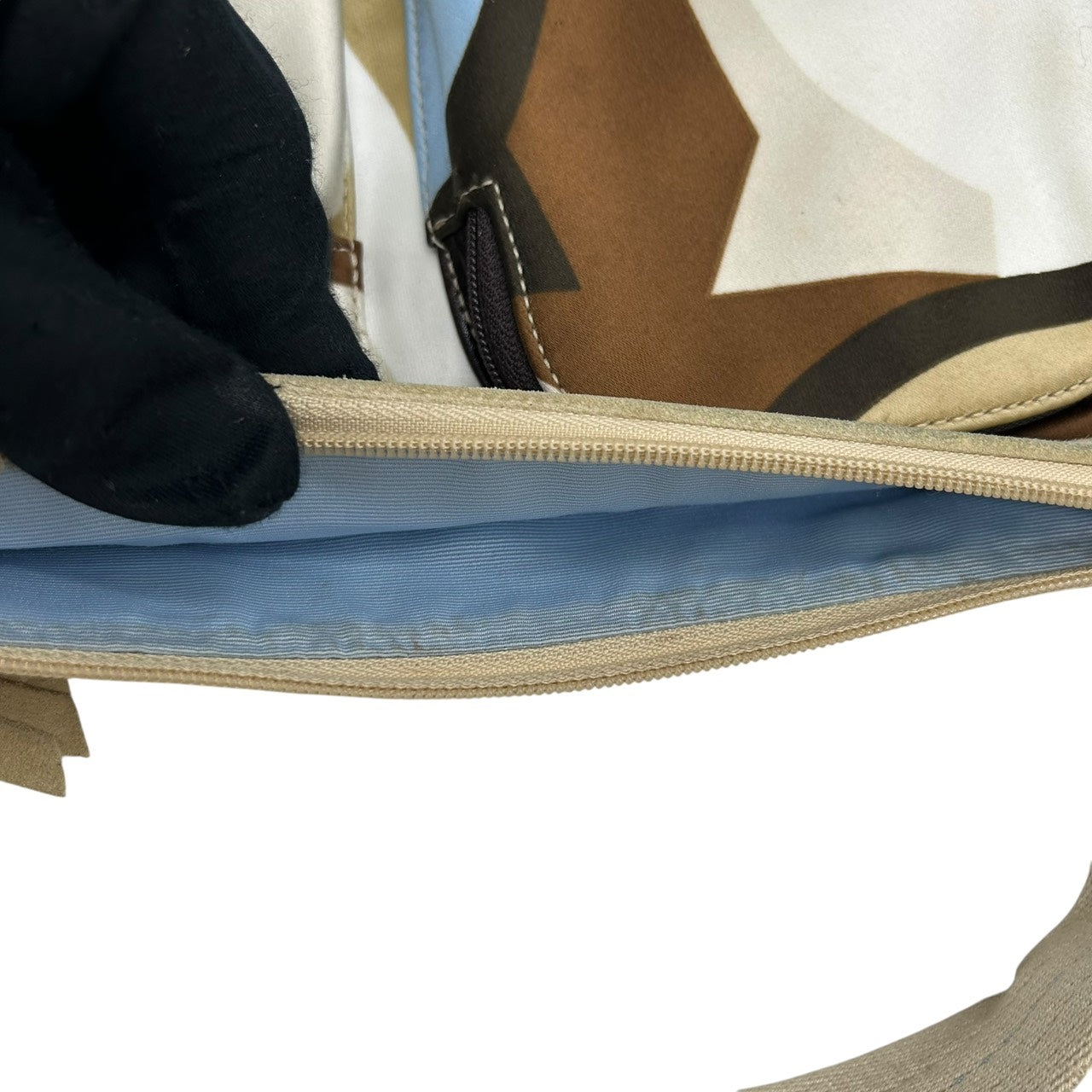 美品 コーチ COACH ショルダーバッグ ナイロン レザー コンビ マルチカラー ポケット付き 軽量 E9