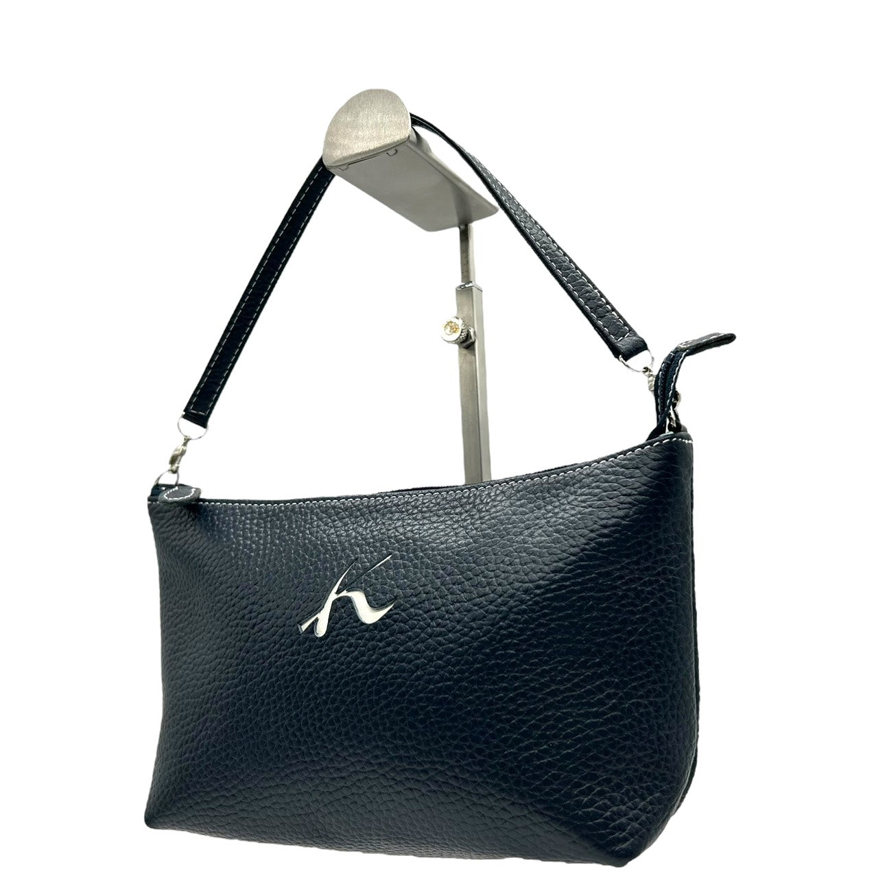 未使用級 キタムラ Kitamura レザー ショルダーバッグ ワンショルダー 黒 ブラック シルバー金具 Kロゴ S6