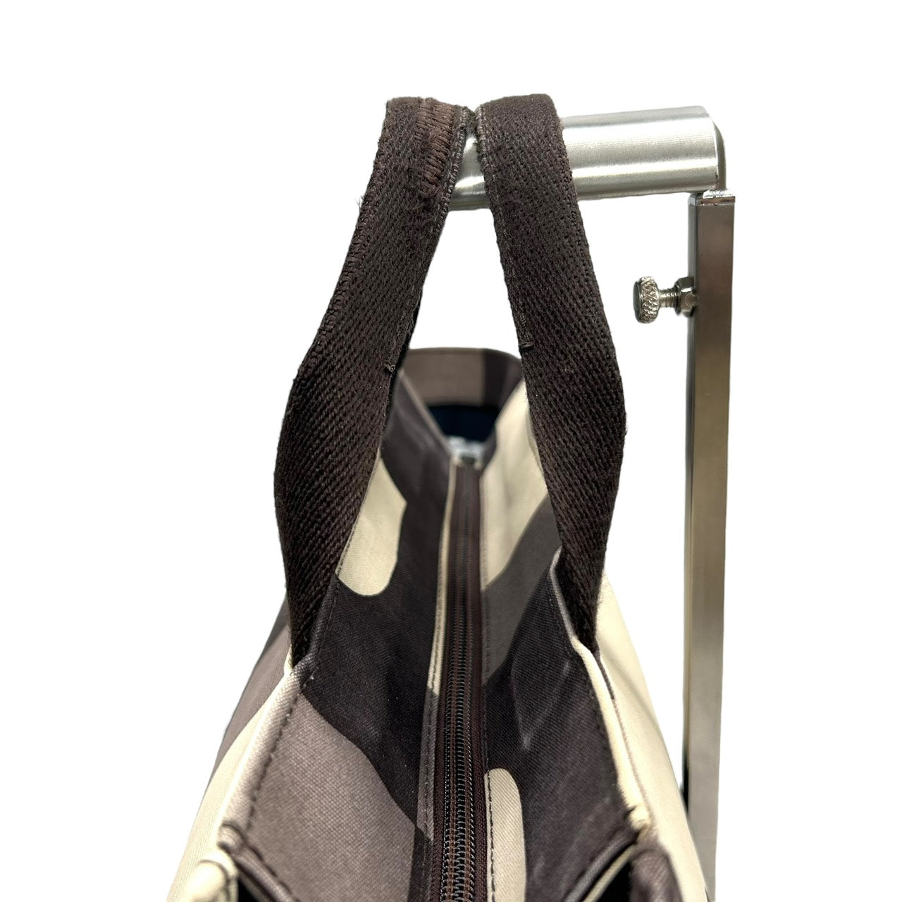 バリー BALLY トートバッグ ハンドバッグ キャンバス 幾何学柄 ベージュ 黒 ブラック 茶色 ブラウン シンプル 高級感 S71