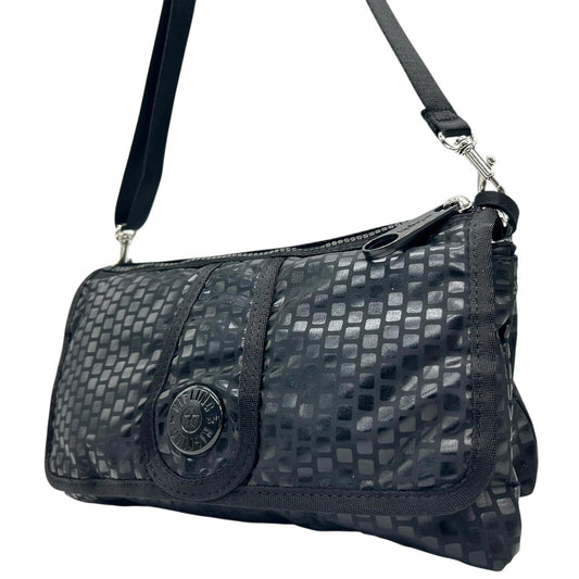 美品　キプリング Kipling ショルダーバッグ クロスボディ ナイロン 黒 ブラック モノグラム 光沢 シルバー金具 軽量 S71