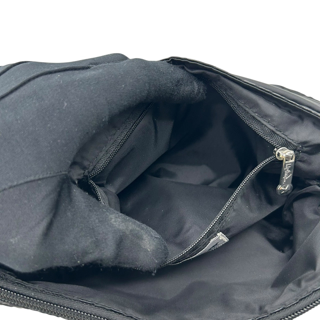 美品　キプリング Kipling ショルダーバッグ クロスボディ ナイロン 黒 ブラック モノグラム 光沢 シルバー金具 軽量 S71