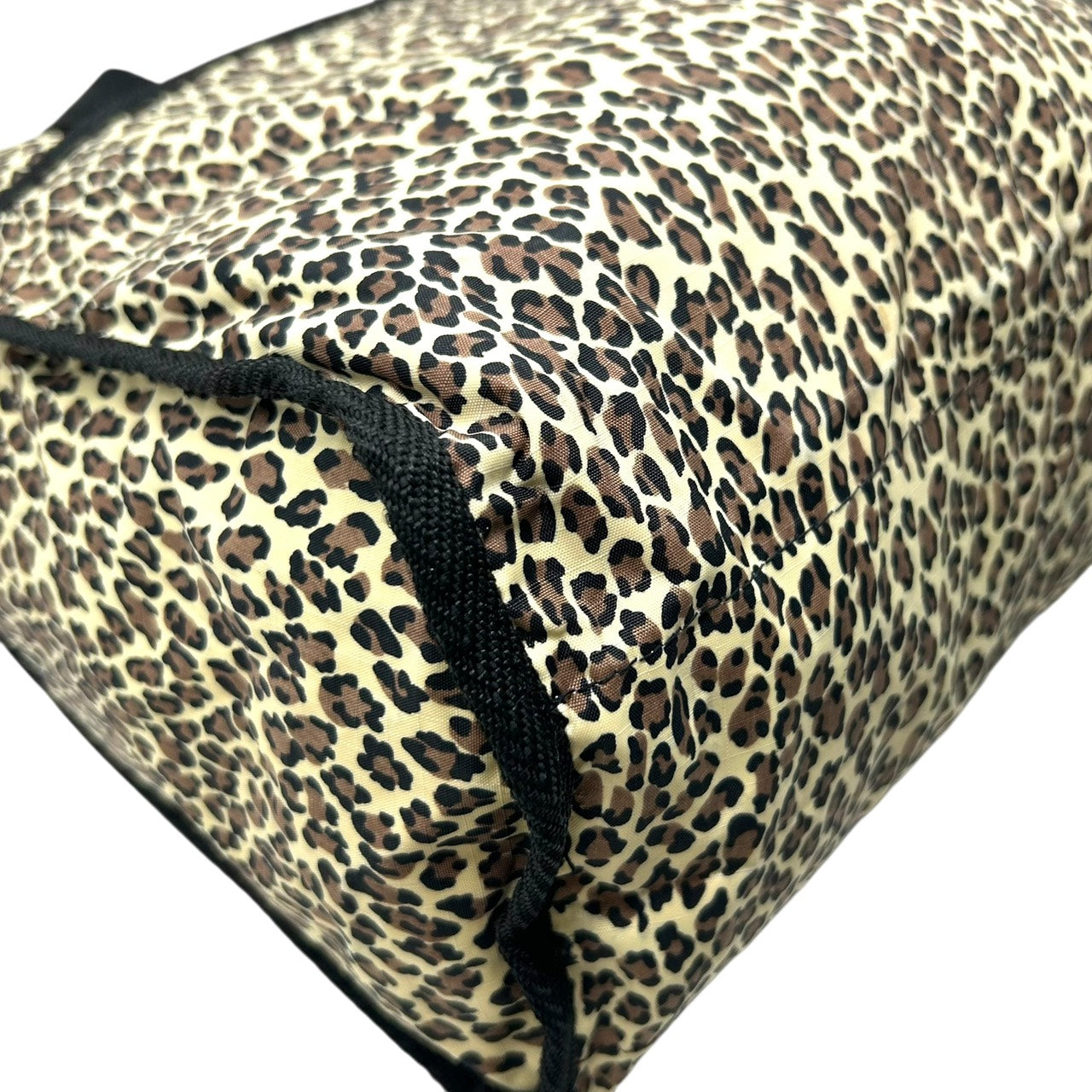 レスポートサック LeSportsac レオパード トートバッグ ナイロン 大容量 軽量 ヒョウ柄 黒 ブラック ベージュ S60