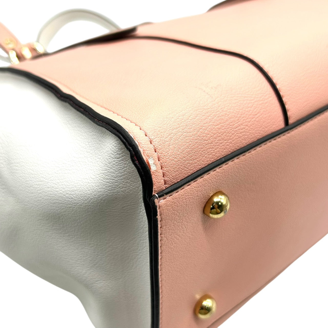 美品 サマンサタバサ Samantha Thavasa トートバッグ 2トーン ピンク×ホワイト 白 レザー ハート金具 リボンチャーム付き S66