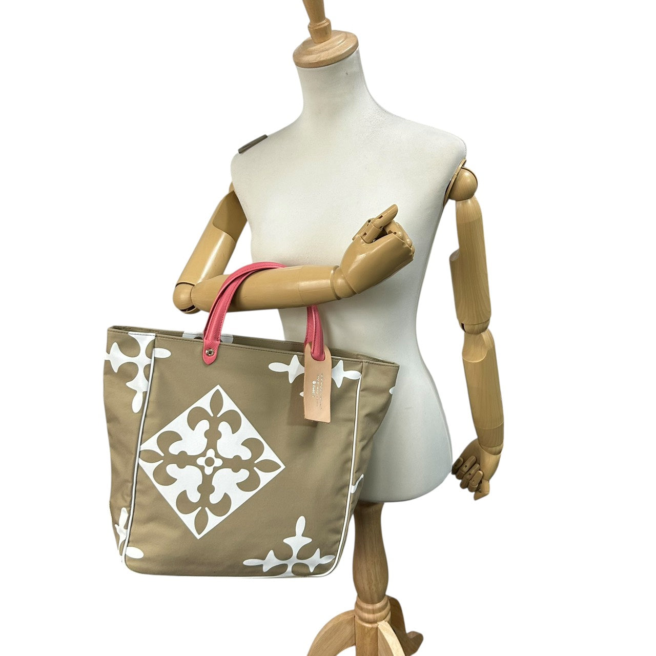 新品同様 ラシット russet トートバッグ ハンドバッグ ナイロン×レザー 白 ホワイト ベージュ ピンクハンドル A4収納可 軽量 上品 S26