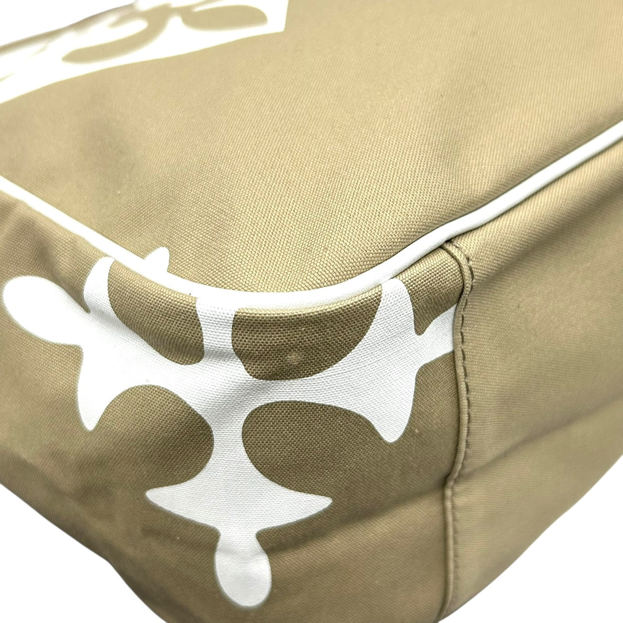 新品同様 ラシット russet トートバッグ ハンドバッグ ナイロン×レザー 白 ホワイト ベージュ ピンクハンドル A4収納可 軽量 上品 S26