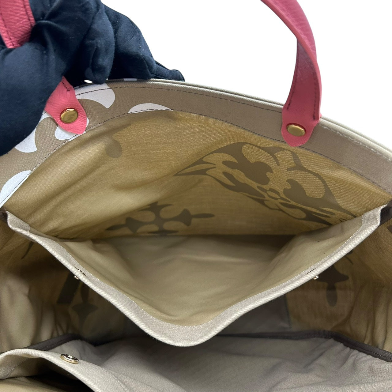 新品同様 ラシット russet トートバッグ ハンドバッグ ナイロン×レザー 白 ホワイト ベージュ ピンクハンドル A4収納可 軽量 上品 S26