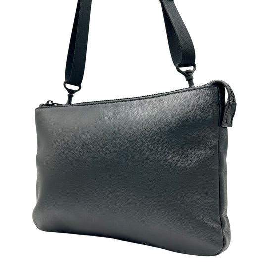 極美品 FUJITAKA ショルダーバッグ レザー ブラック 黒 シュリンクレザー 本革 サコッシュ メンズ 日本製 シンプル S26