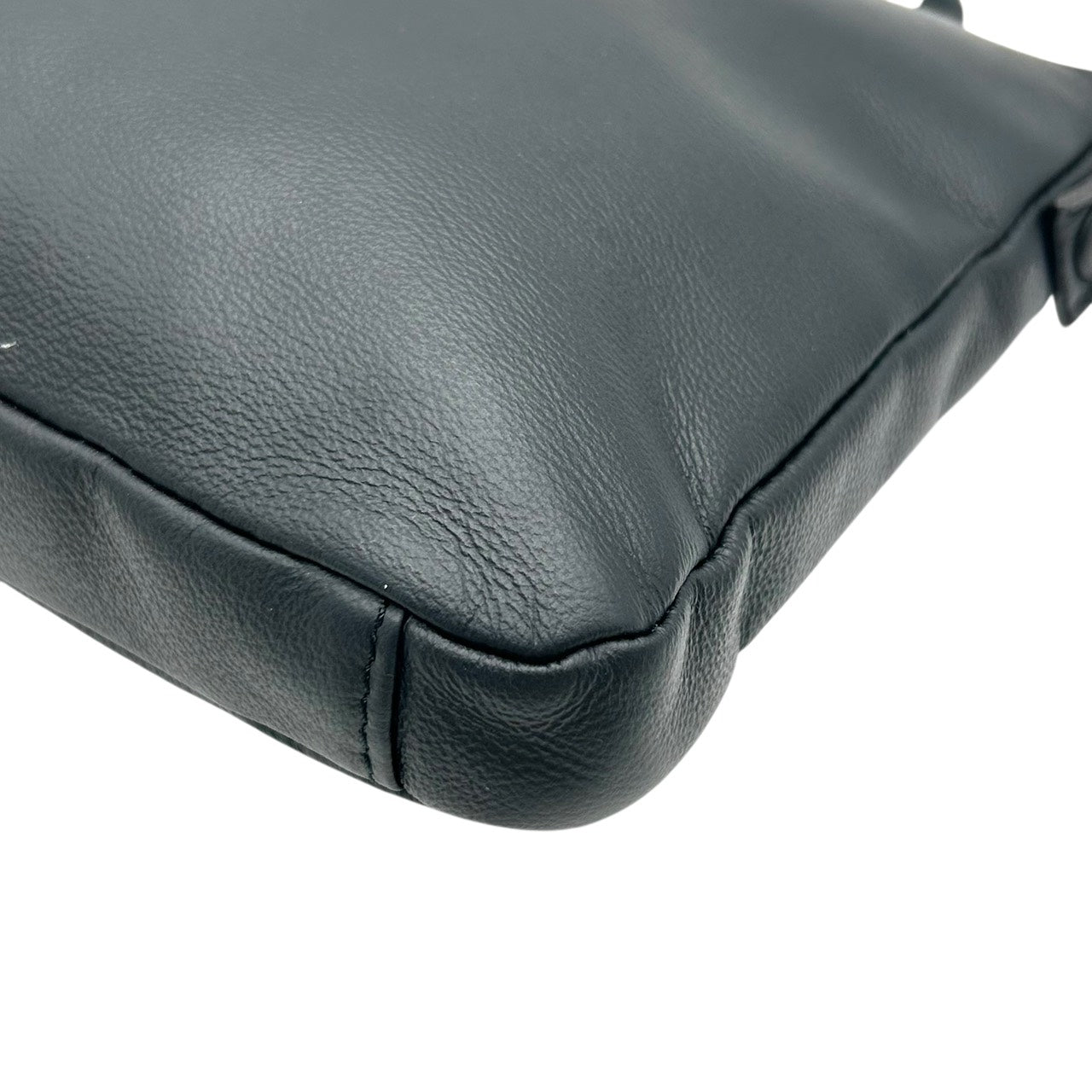 極美品 FUJITAKA ショルダーバッグ レザー ブラック 黒 シュリンクレザー 本革 サコッシュ メンズ 日本製 シンプル S26