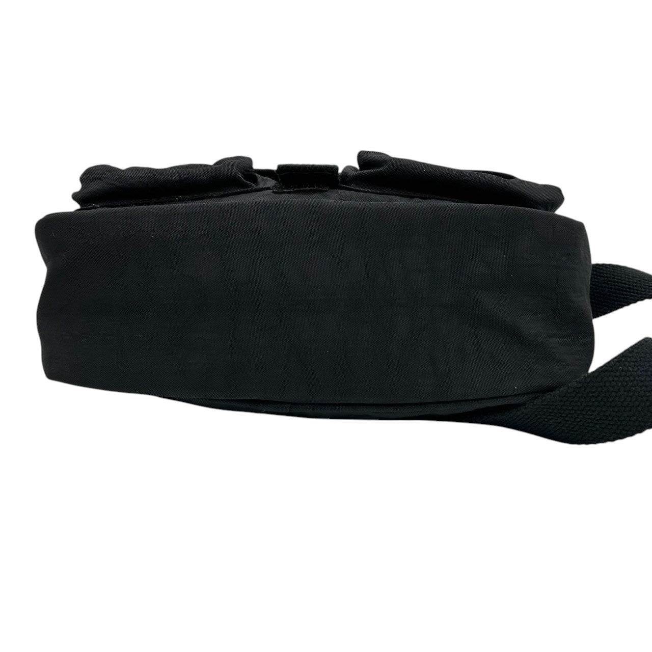 【Kipling】キプリング ショルダーバッグ クロスボディ 斜め掛け可 ナイロン ブラック 黒 軽量 多機能 ポケット多数 モンキーチャーム付き レディース カジュアル 旅行 サブバッグ 人気モデル クリーニング済み s66