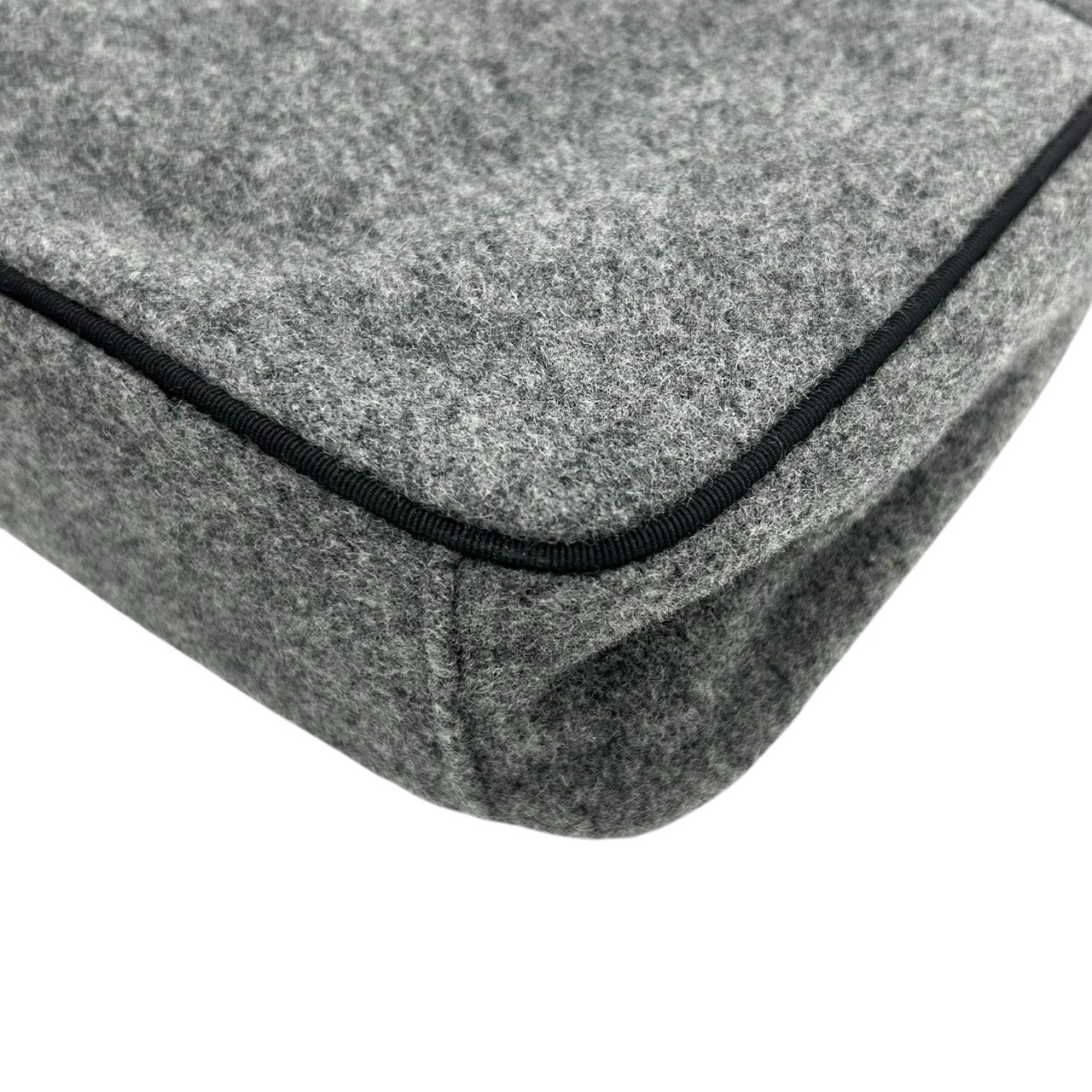 【美品/タグ付き】LAUREN RALPH LAUREN ローレンラルフローレン ショルダーバッグ ワンショルダー アクセサリーポーチ ウール グレー ブラック RLLロゴ 刺繍 レディース エレガント クラシック 秋冬モデル クリーニング済み s99