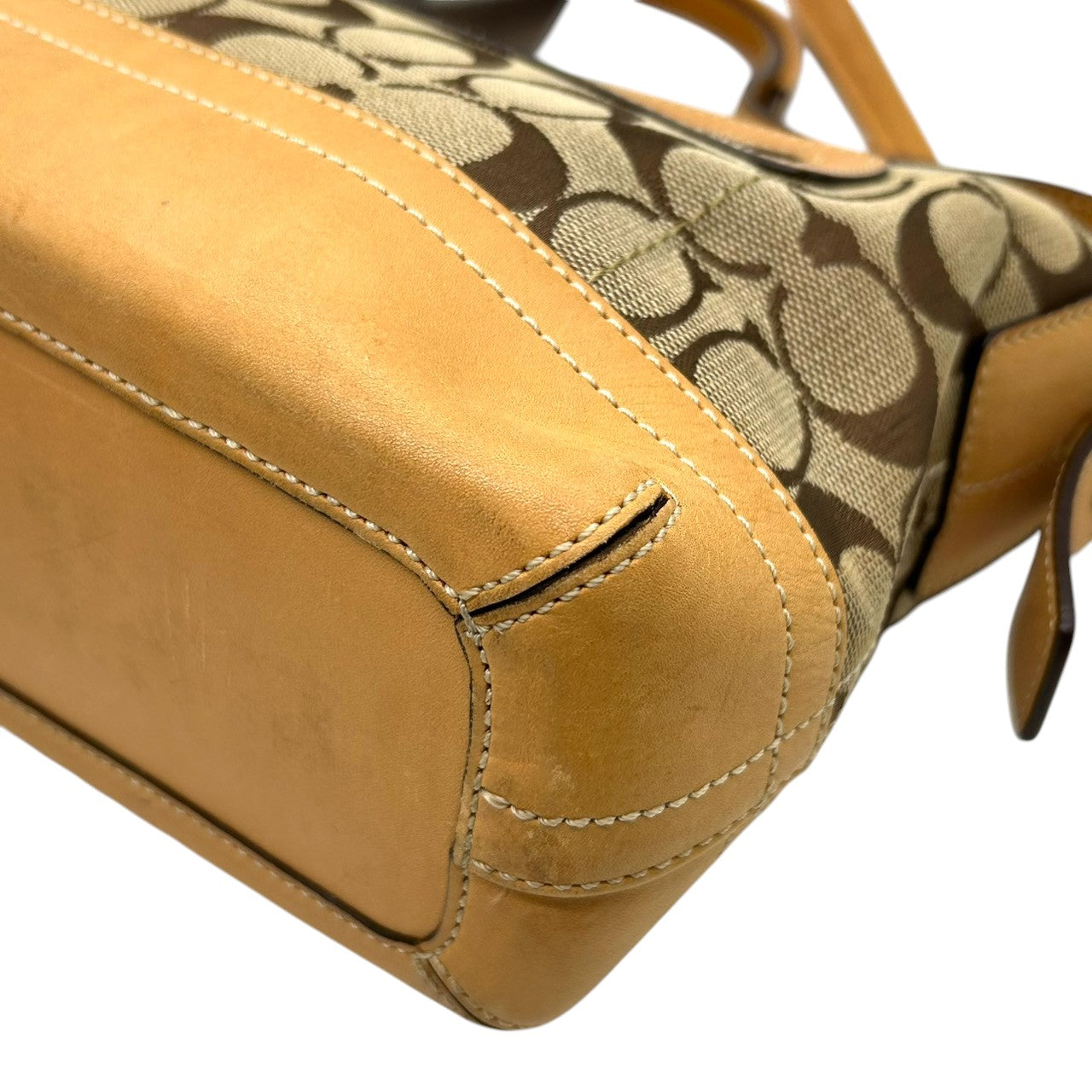 【COACH】コーチ ハンドバッグ ワンショルダーバッグ 9363P シグネチャー キャンバス レザー ブラウン ベージュ系 自立可 レディース クラシックデザイン タッセルチャーム付き 定番人気モデル クリーニング済み s99