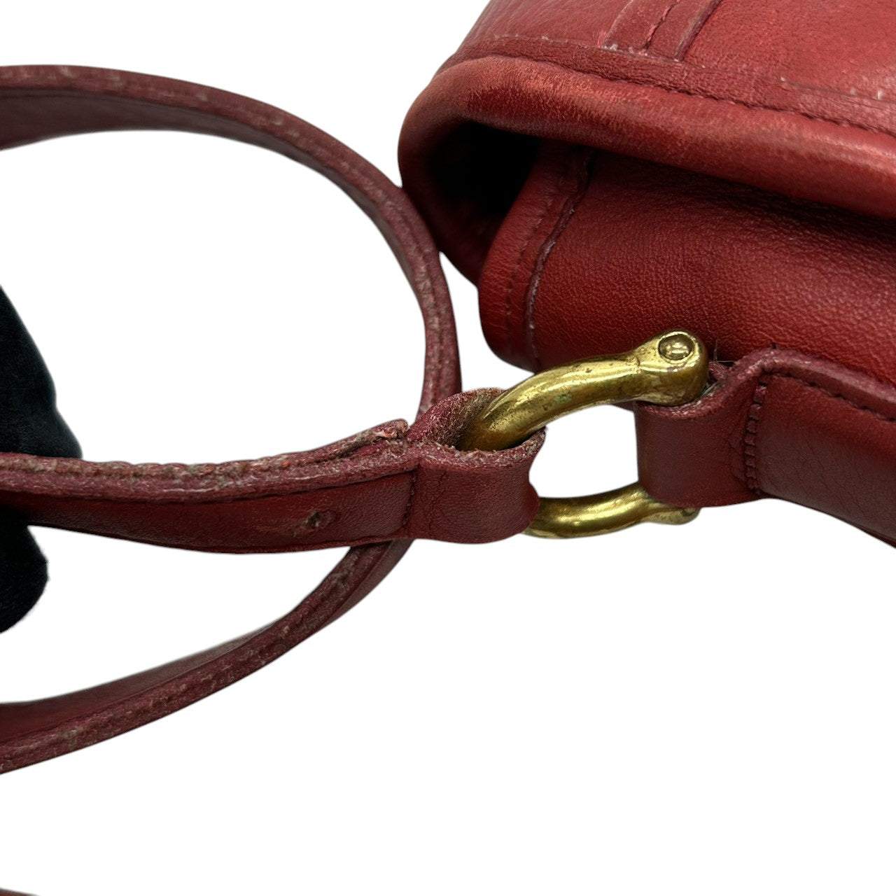 【希少/USA製】オールドコーチ COACH ショルダーバッグ クロスボディ 斜め掛け可 フラップ グラブタンレザー 本革 レッド 赤 レディース ヴィンテージ クラシックデザイン 人気モデル クリーニング済み s51