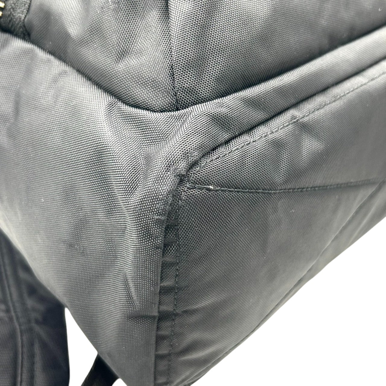 【美品】MARC JACOBS マークジェイコブス ナイロンバイカー バックパック M0008296 リュックサック A4収納可 ブラック 黒 多機能 軽量 メンズ レディース ユニセックス 通勤通学 人気モデル クリーニング済み s51